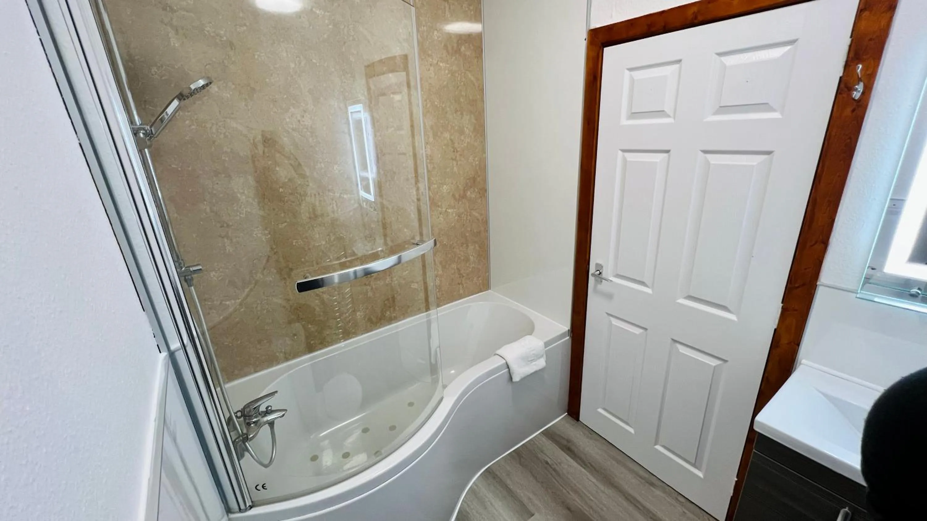 Bathroom in Aultguish Inn