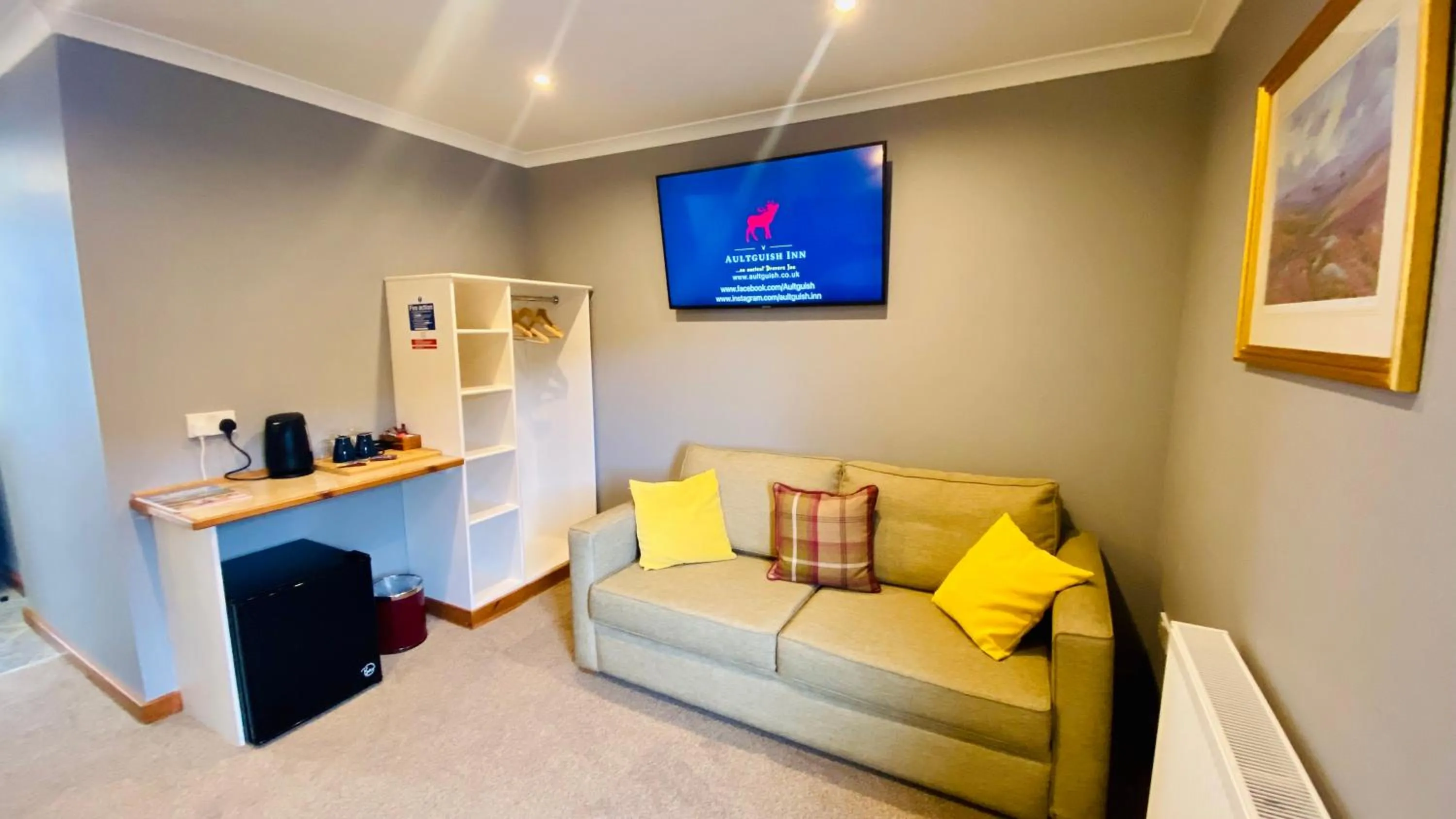 Seating area in Aultguish Inn