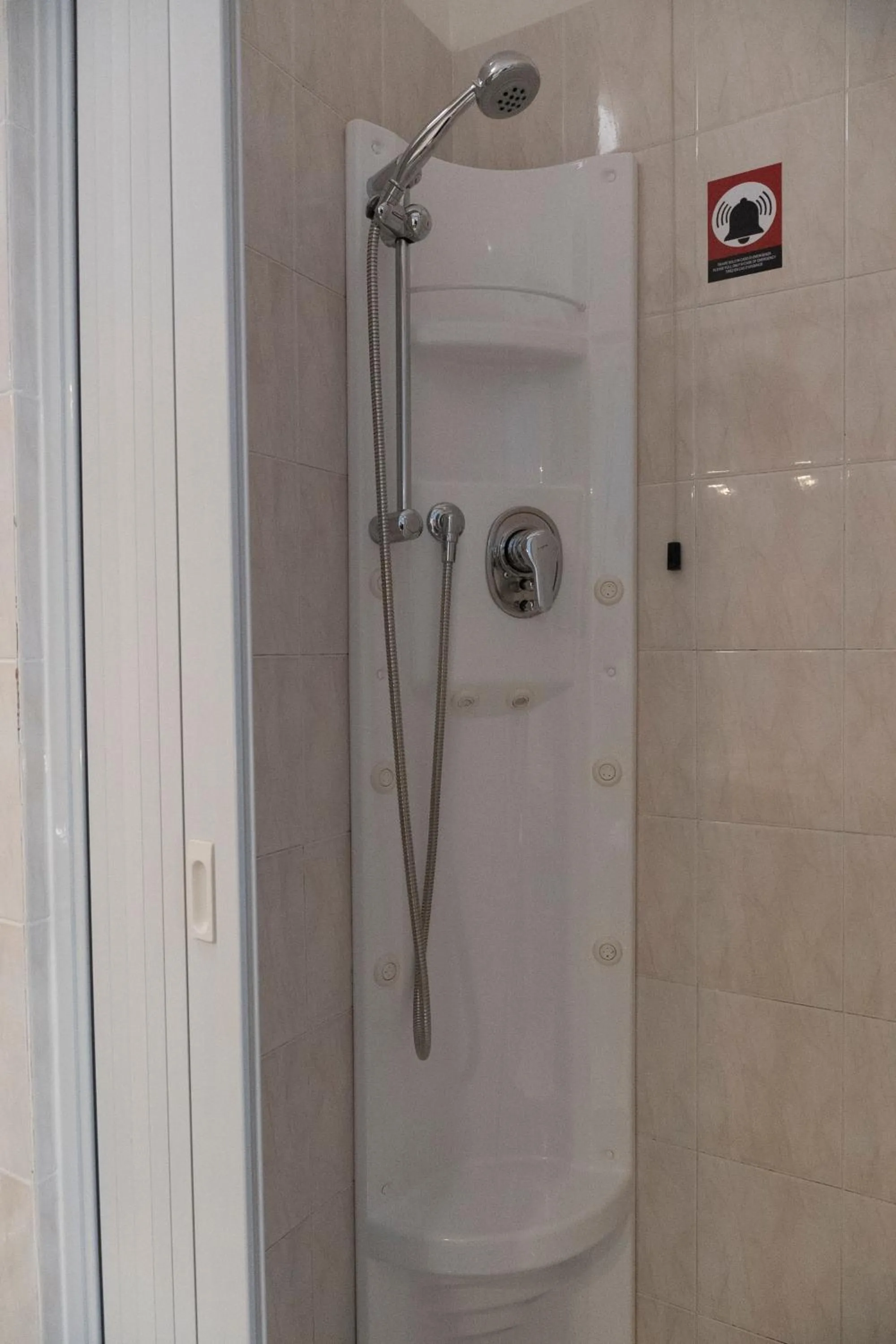 Shower in Hotel Mare Blu