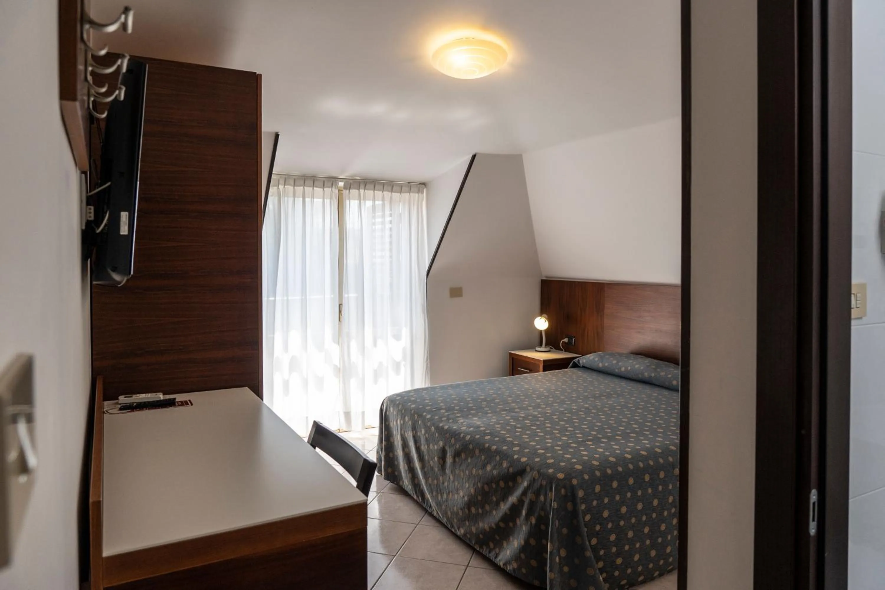 Photo of the whole room in Hotel Mare Blu