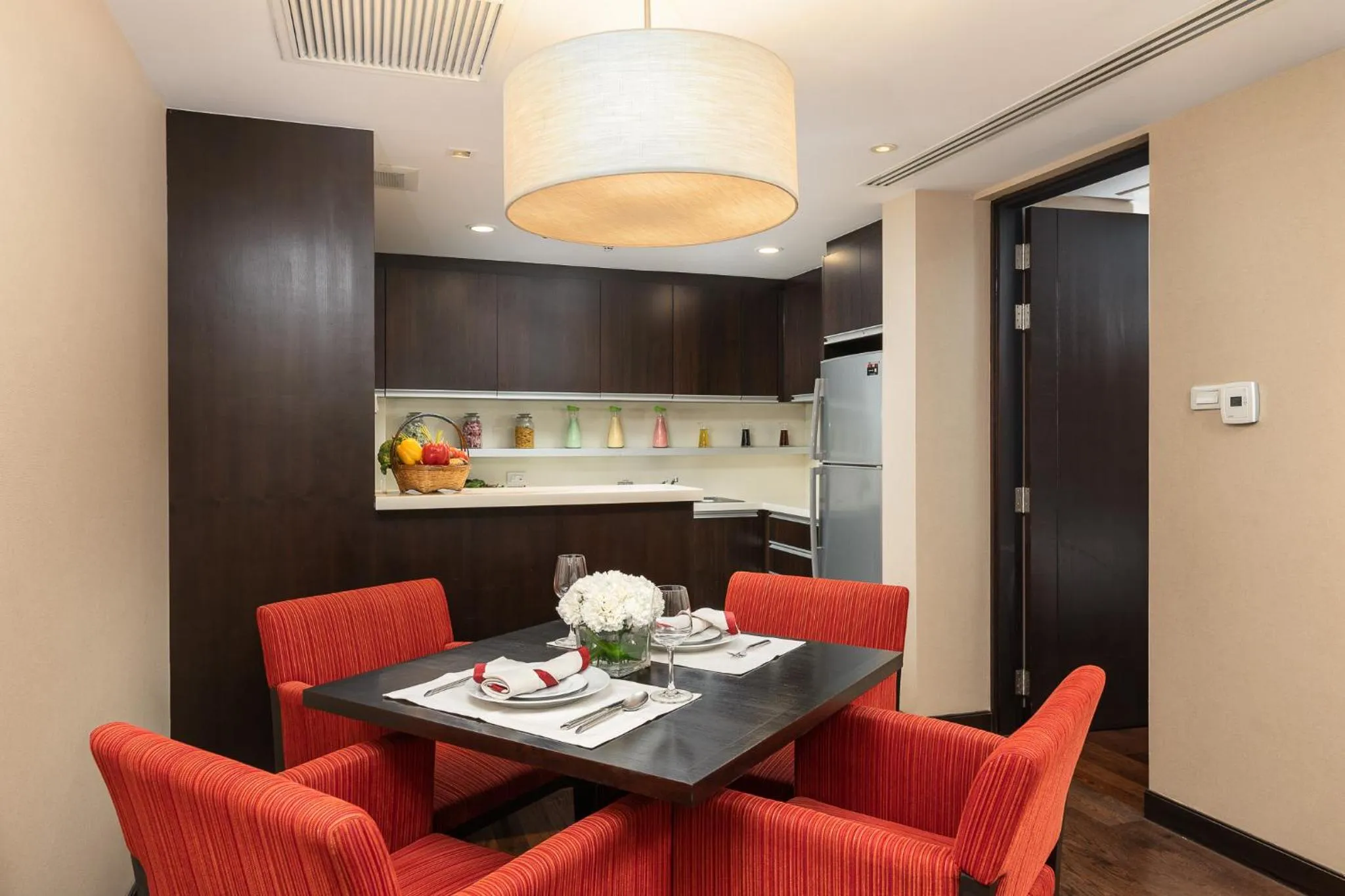 Dining area in Sathorn Vista, Bangkok - Marriott Executive Apartments