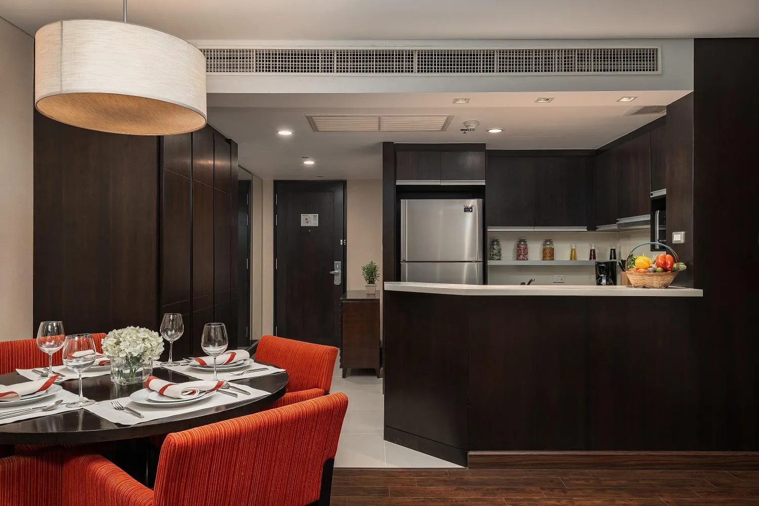Dining area in Sathorn Vista, Bangkok - Marriott Executive Apartments