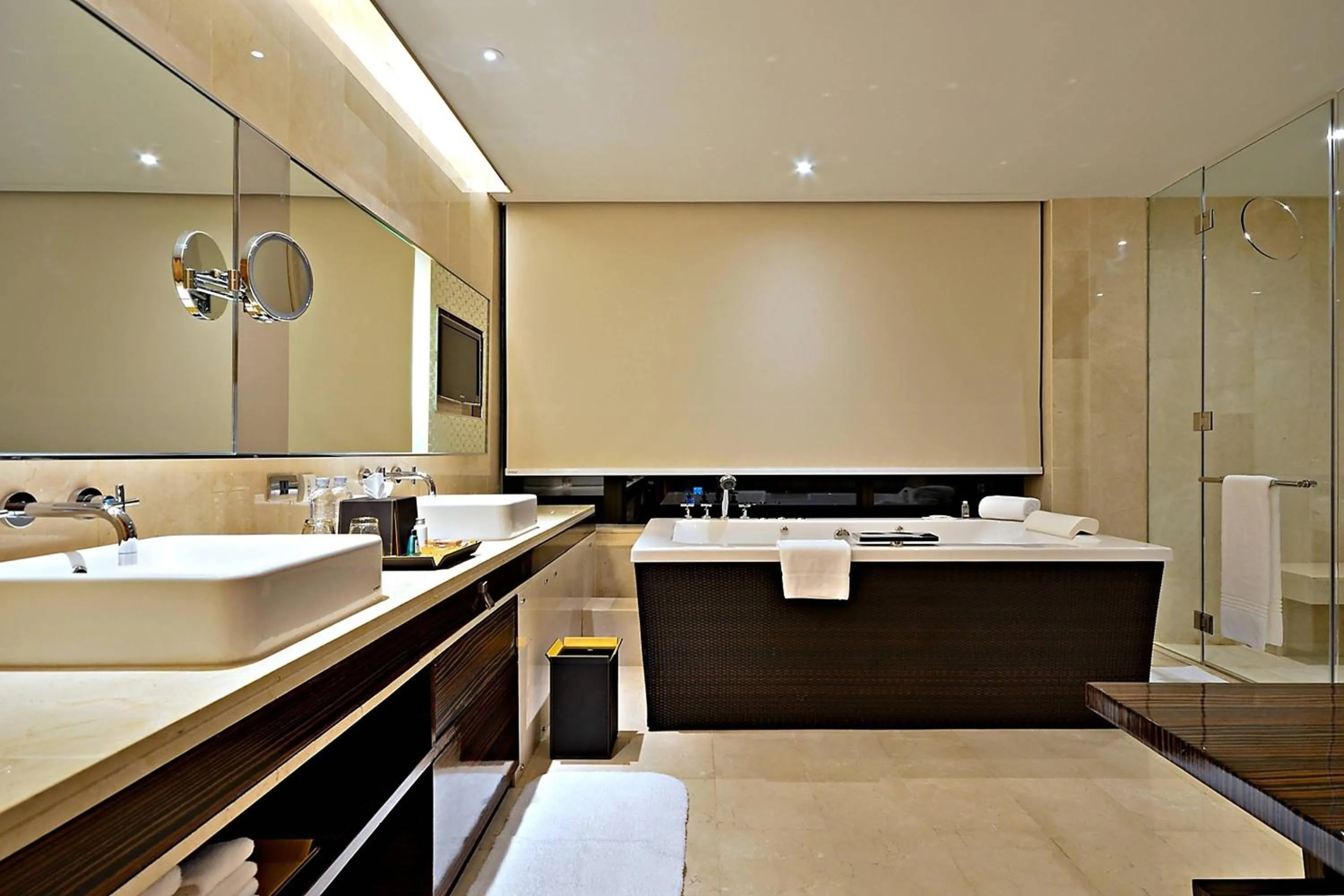Bathroom in Renaissance Bangkok Ratchaprasong Hotel by Marriott