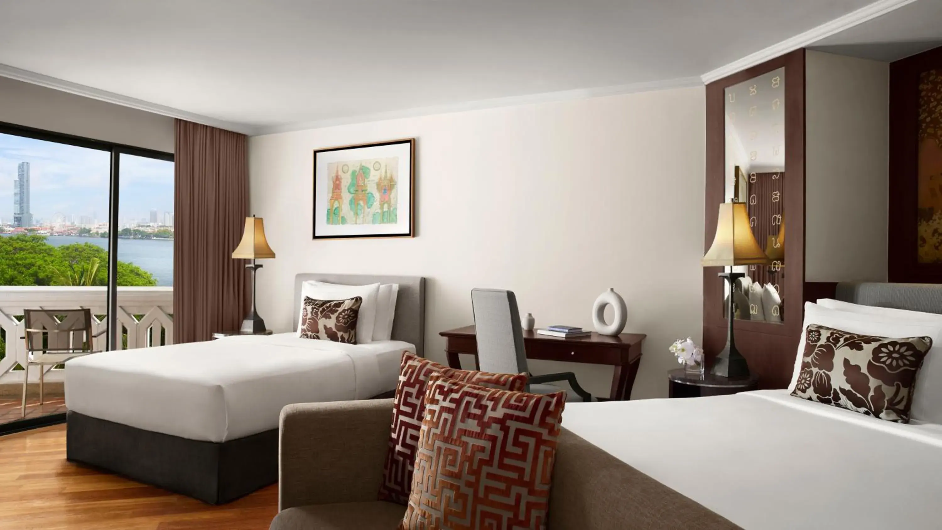 Bed in Anantara Riverside Bangkok Resort Bed in Anantara Riverside Bangkok Resort