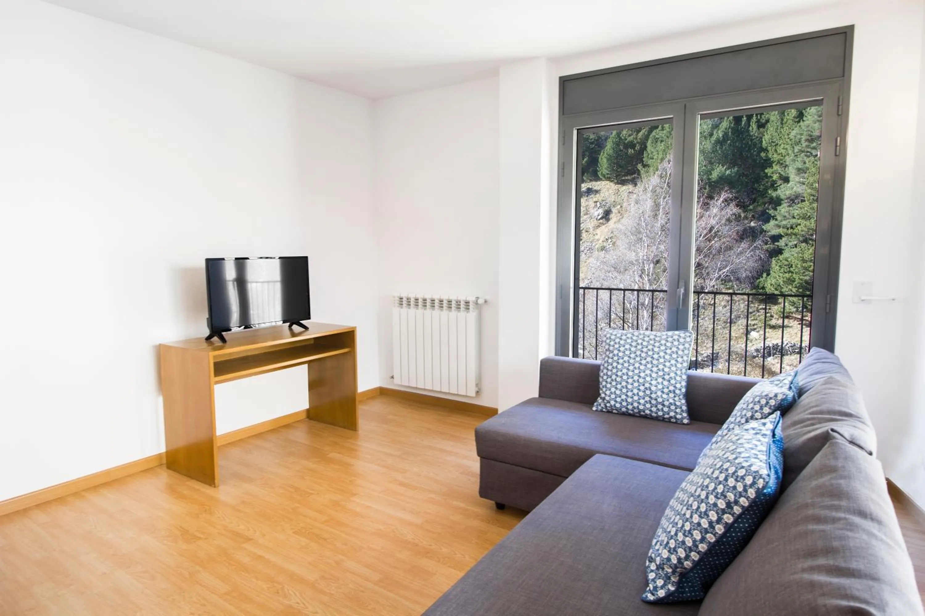 Living room in Font del Ferro Apartments