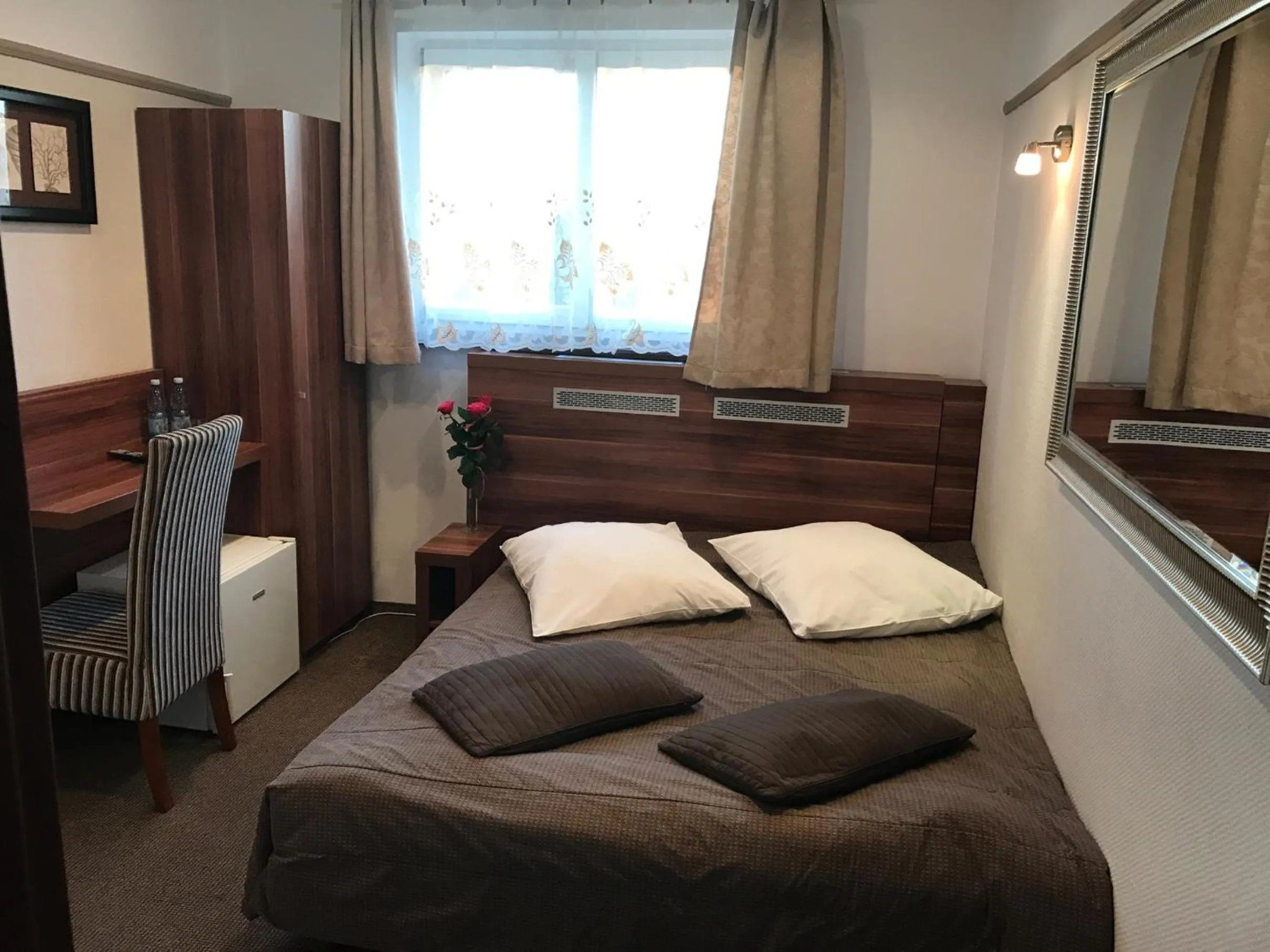 Photo of the whole room, Bed in Hotel & Restauracja Glass