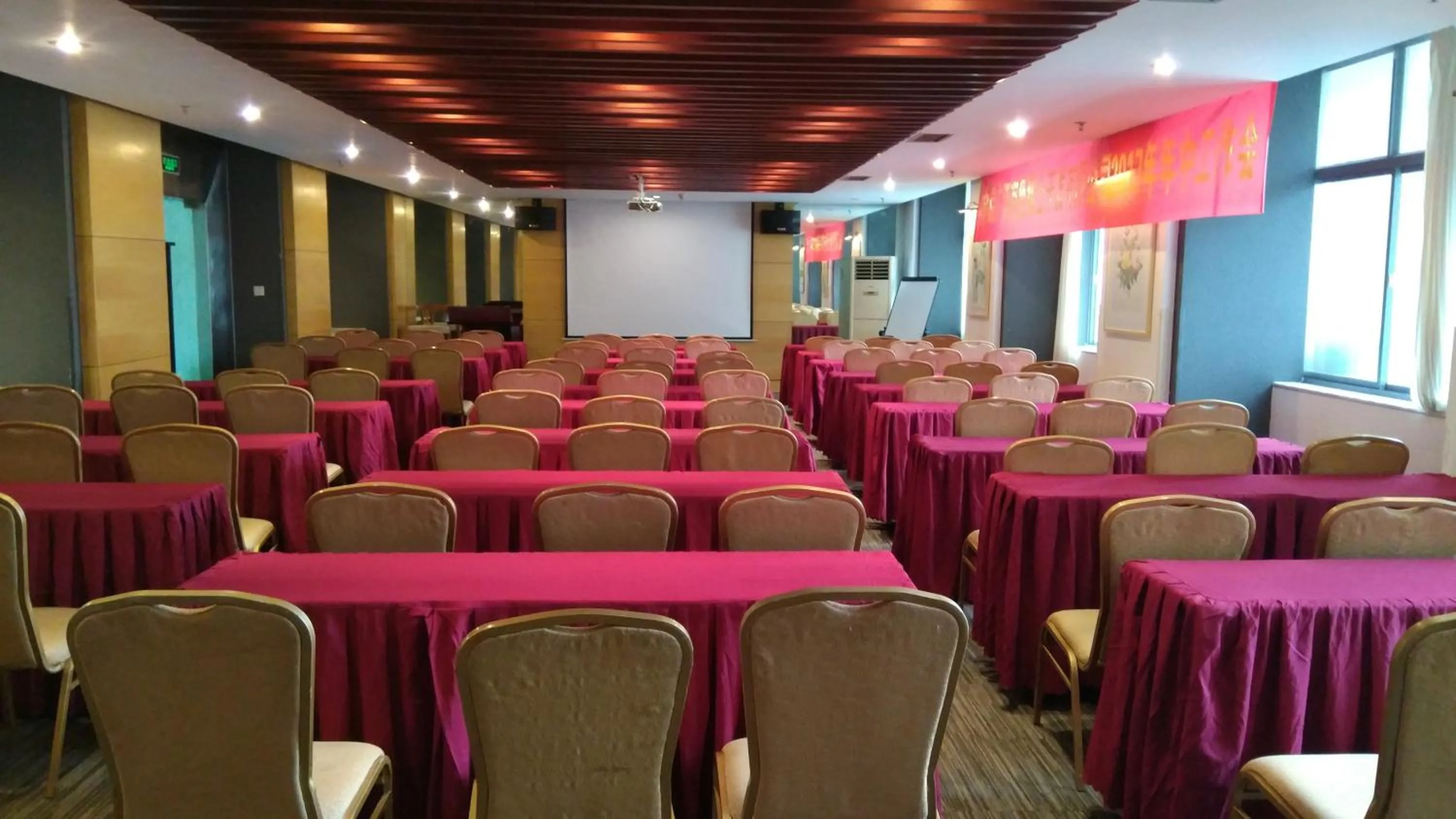 Area and facilities in Jinjiang Inn –The Mixc Subway, Nanning