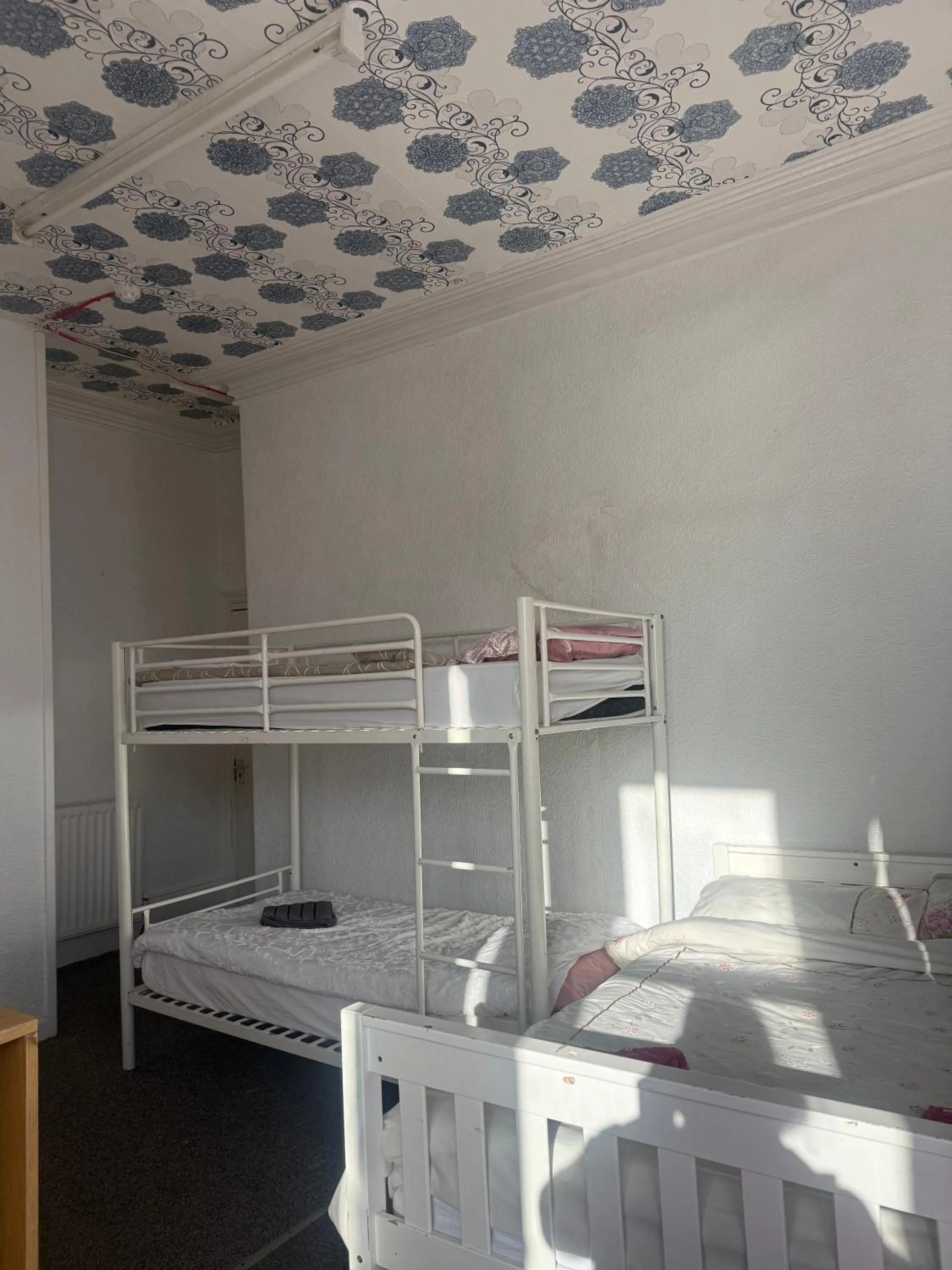 Bedroom, Bed in The Hawkes Hotel