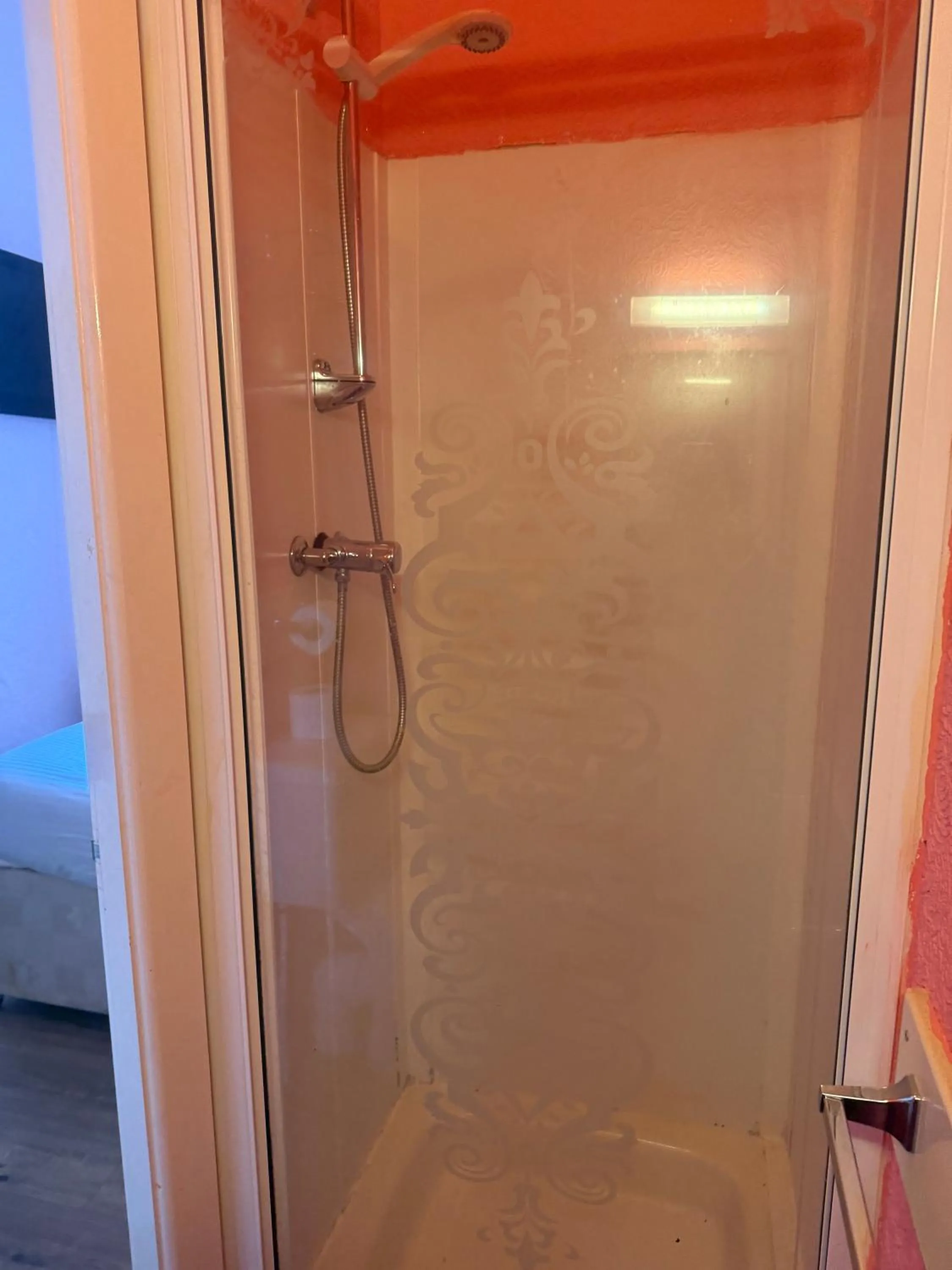 Bathroom in The Hawkes Hotel