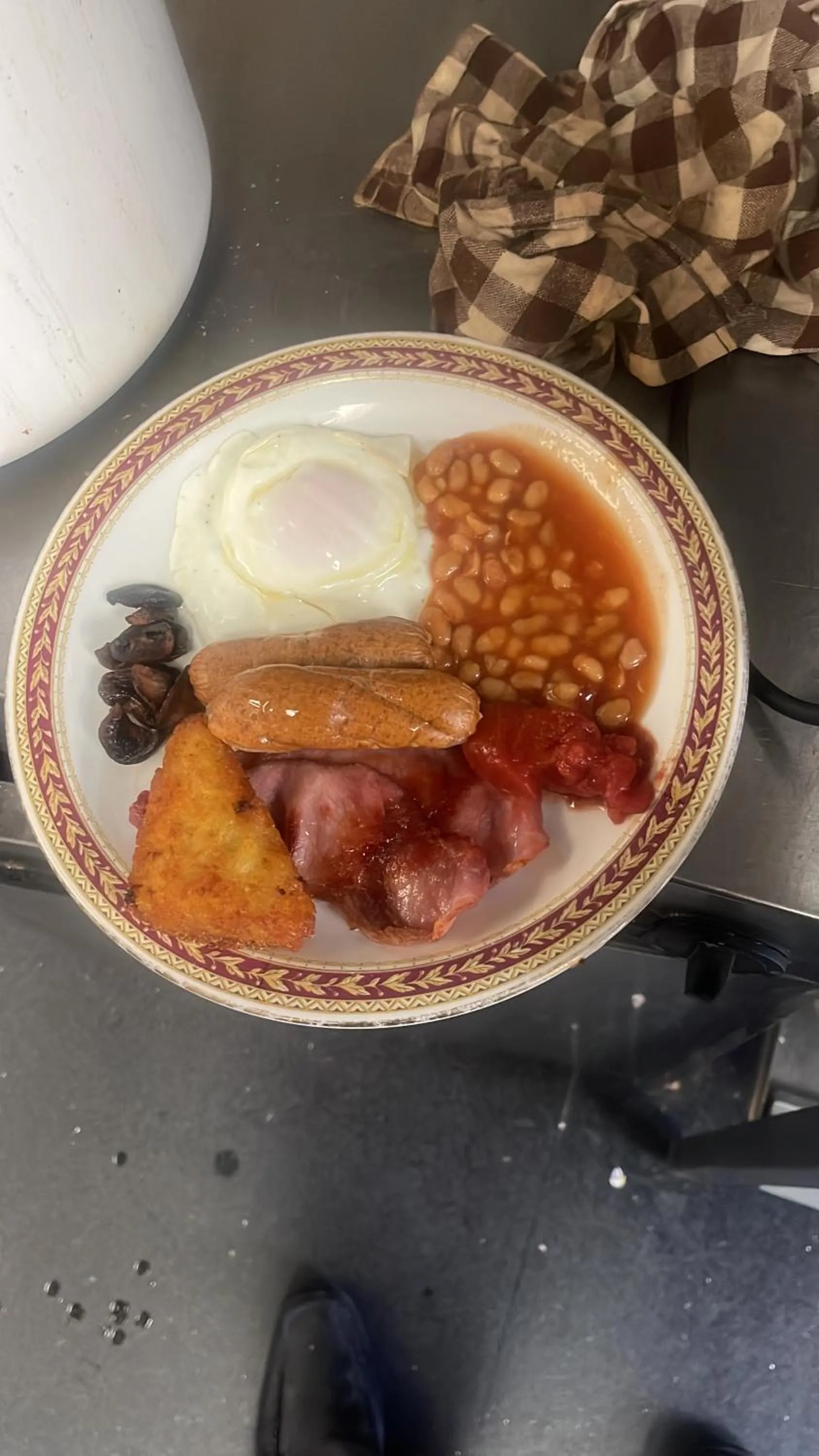 Breakfast in Dora Hotel