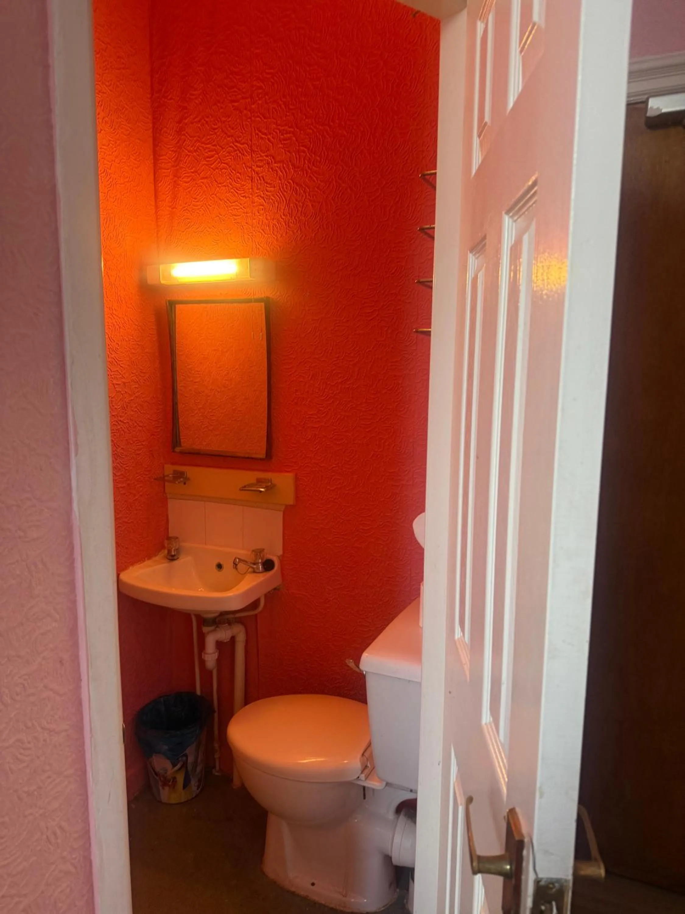 Bathroom in The Hawkes Hotel