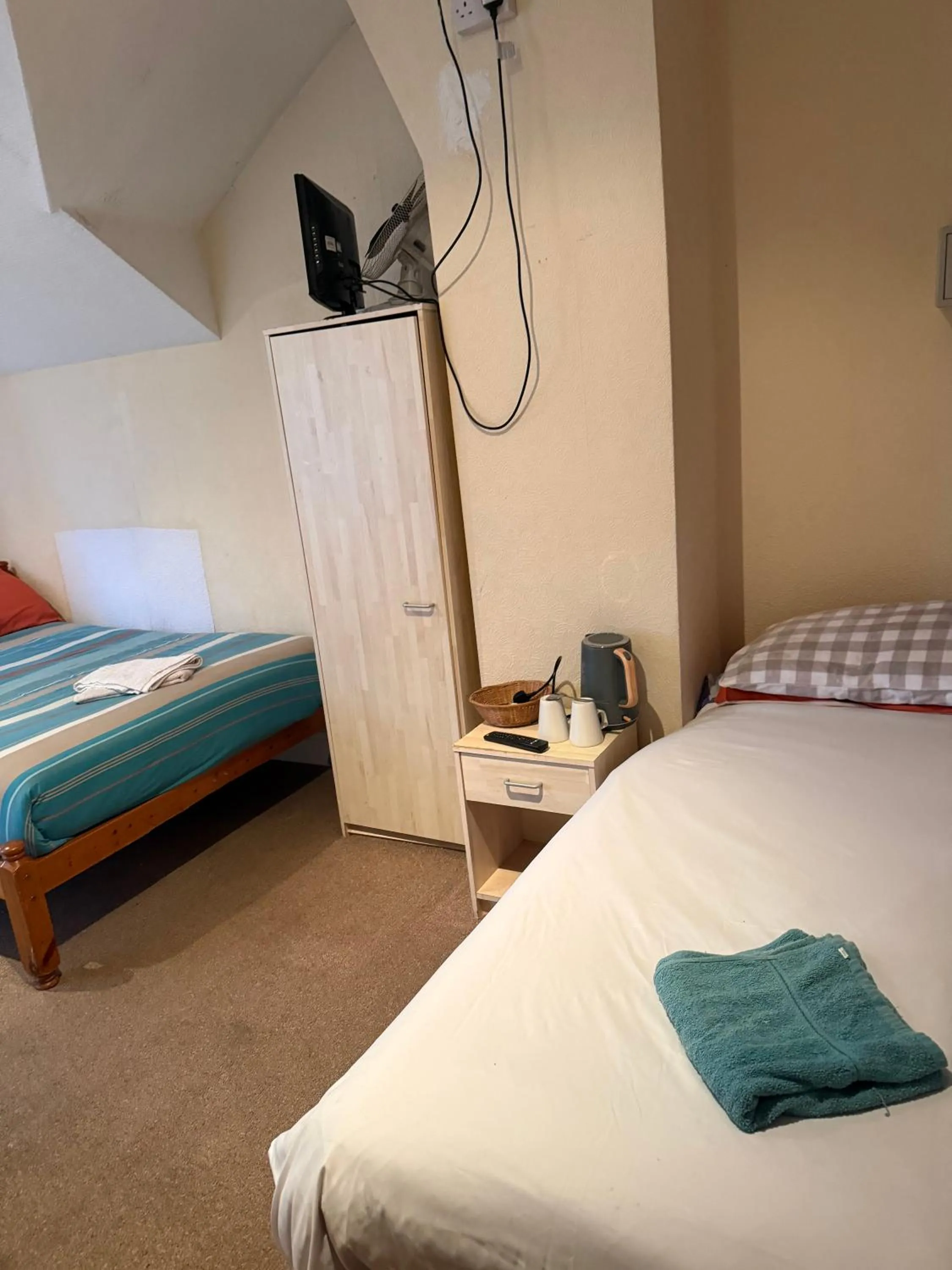 Bedroom, Bed in The Hawkes Hotel