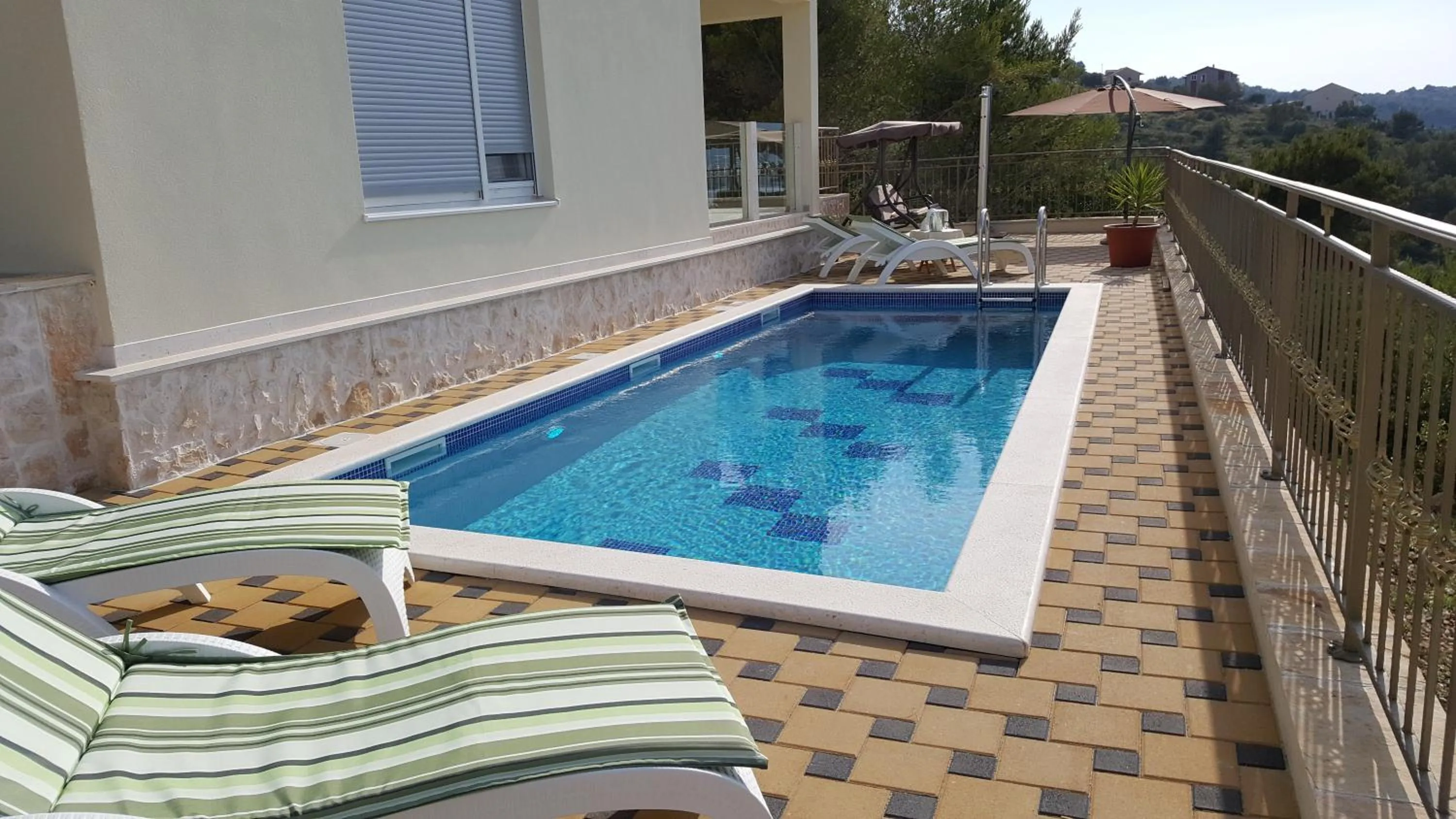 Luxury Villa Star Lights Trogir - heated pool, hot tub, gym, billiard
