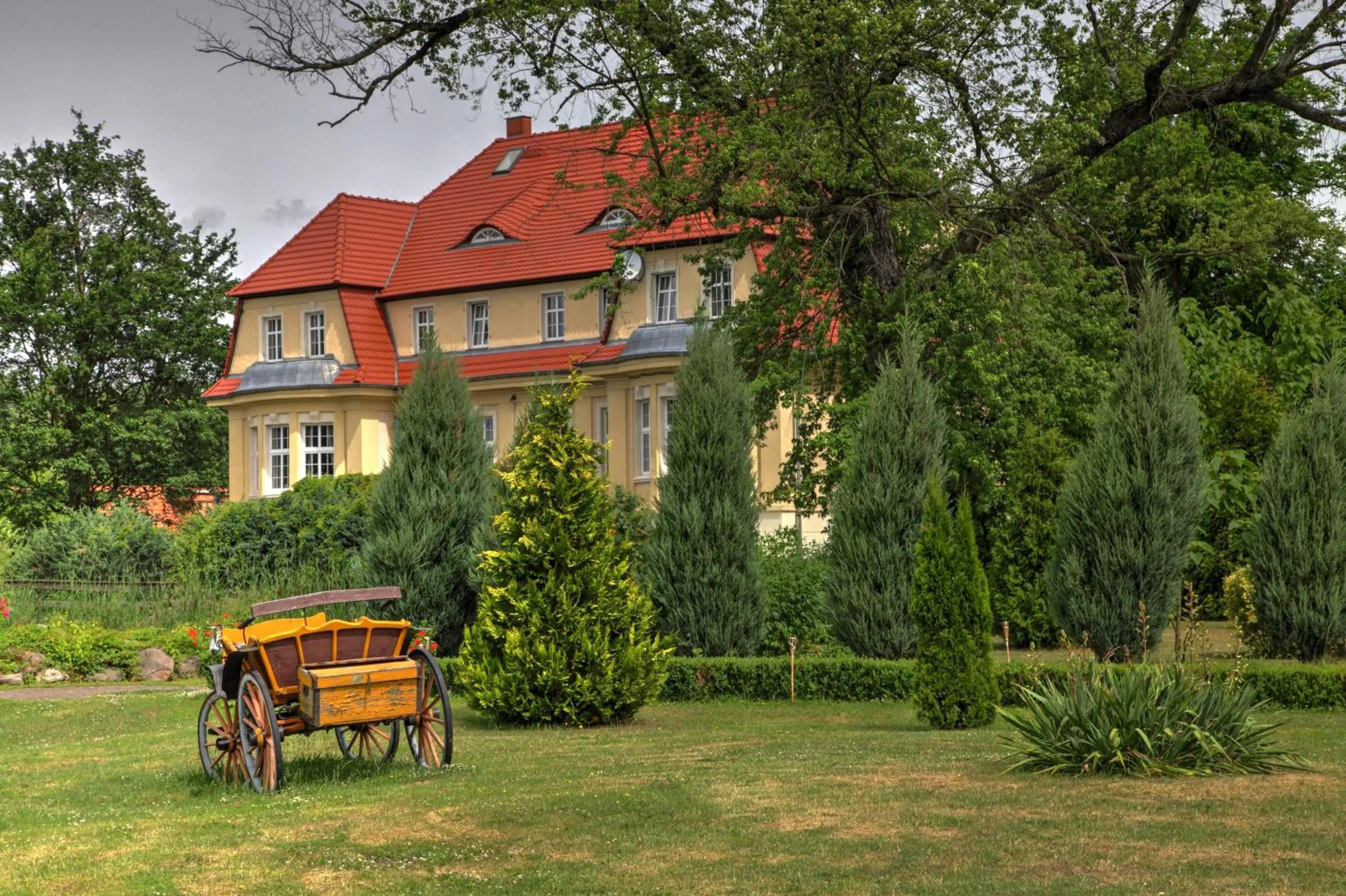 Garden in Zespół Pałacowo-Parkowy Bądzów
