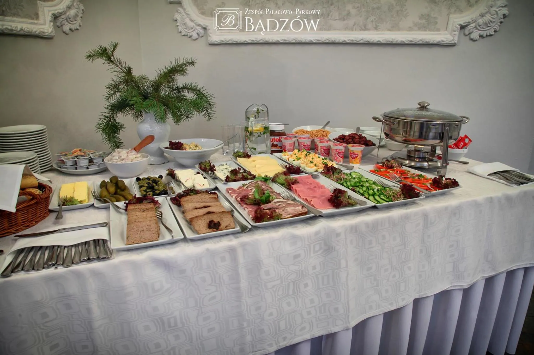 Breakfast in Zespół Pałacowo-Parkowy Bądzów