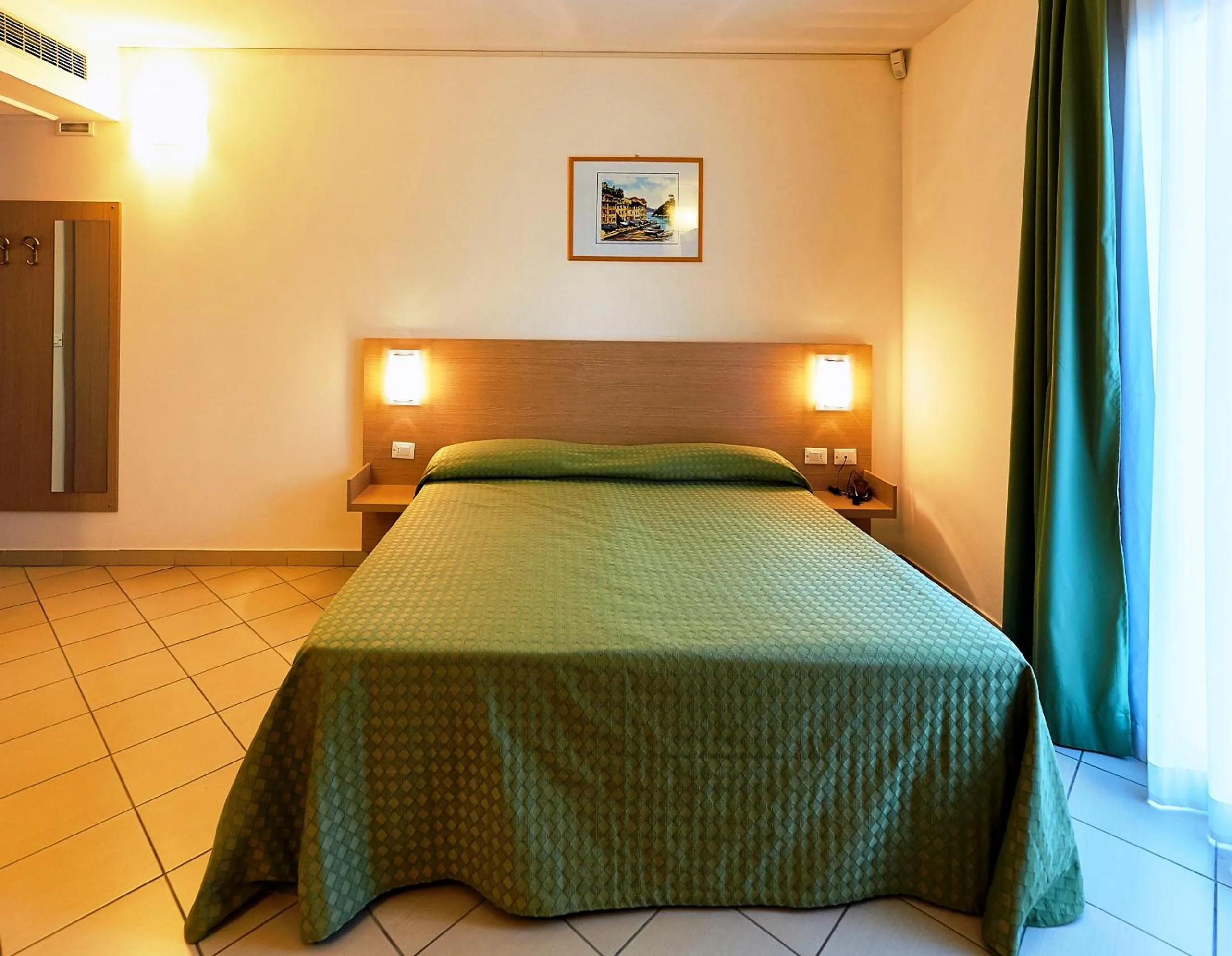 Photo of the whole room in Bolgheri Marina Resort