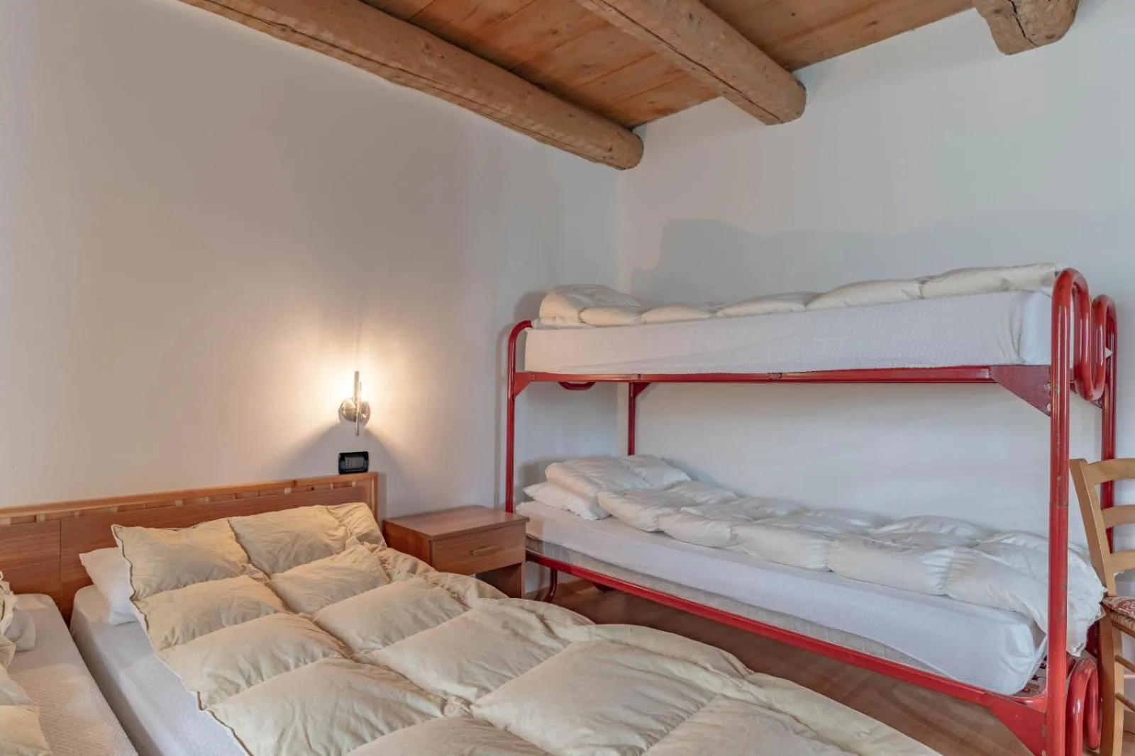 Bed in Chalet Musiera