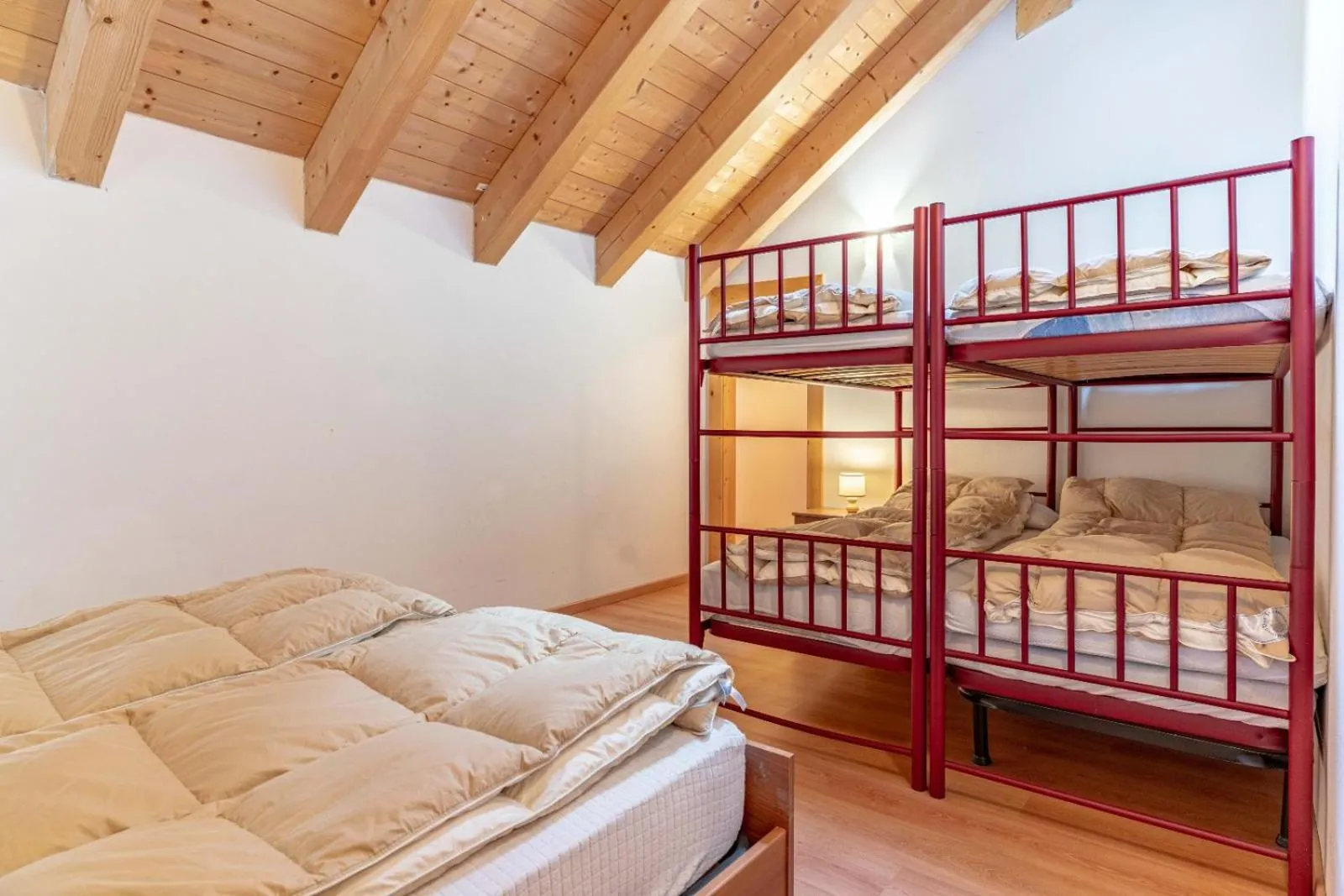 Bed in Chalet Musiera