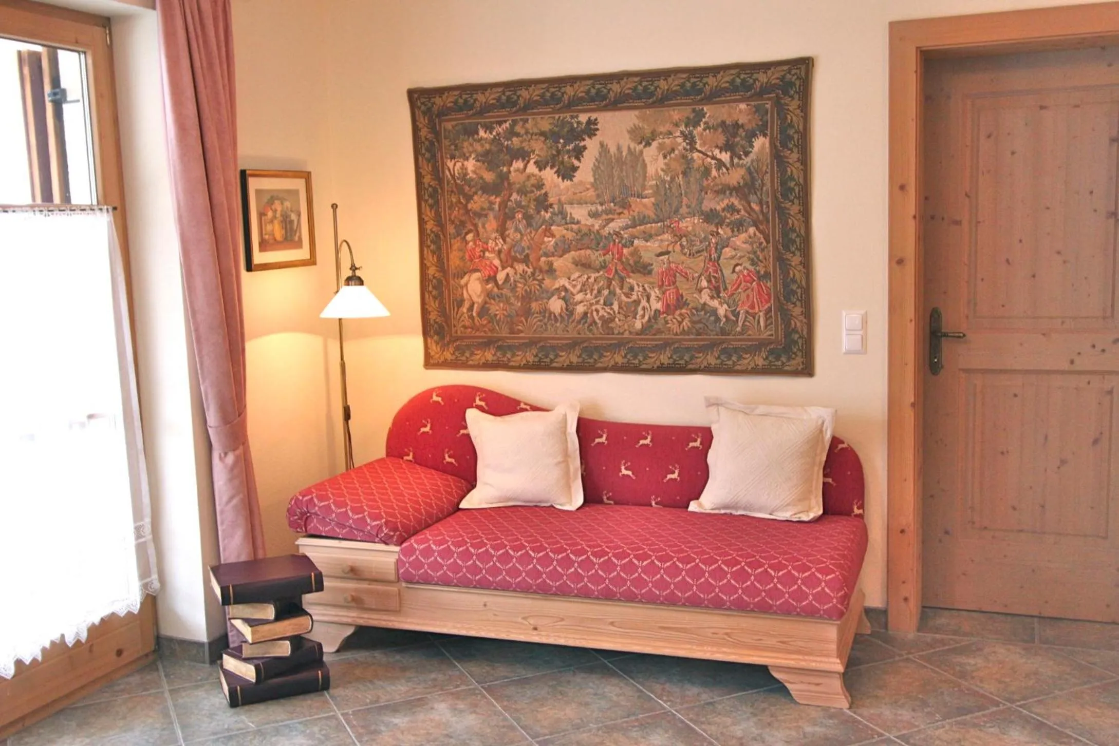 Living room in Bergkristall