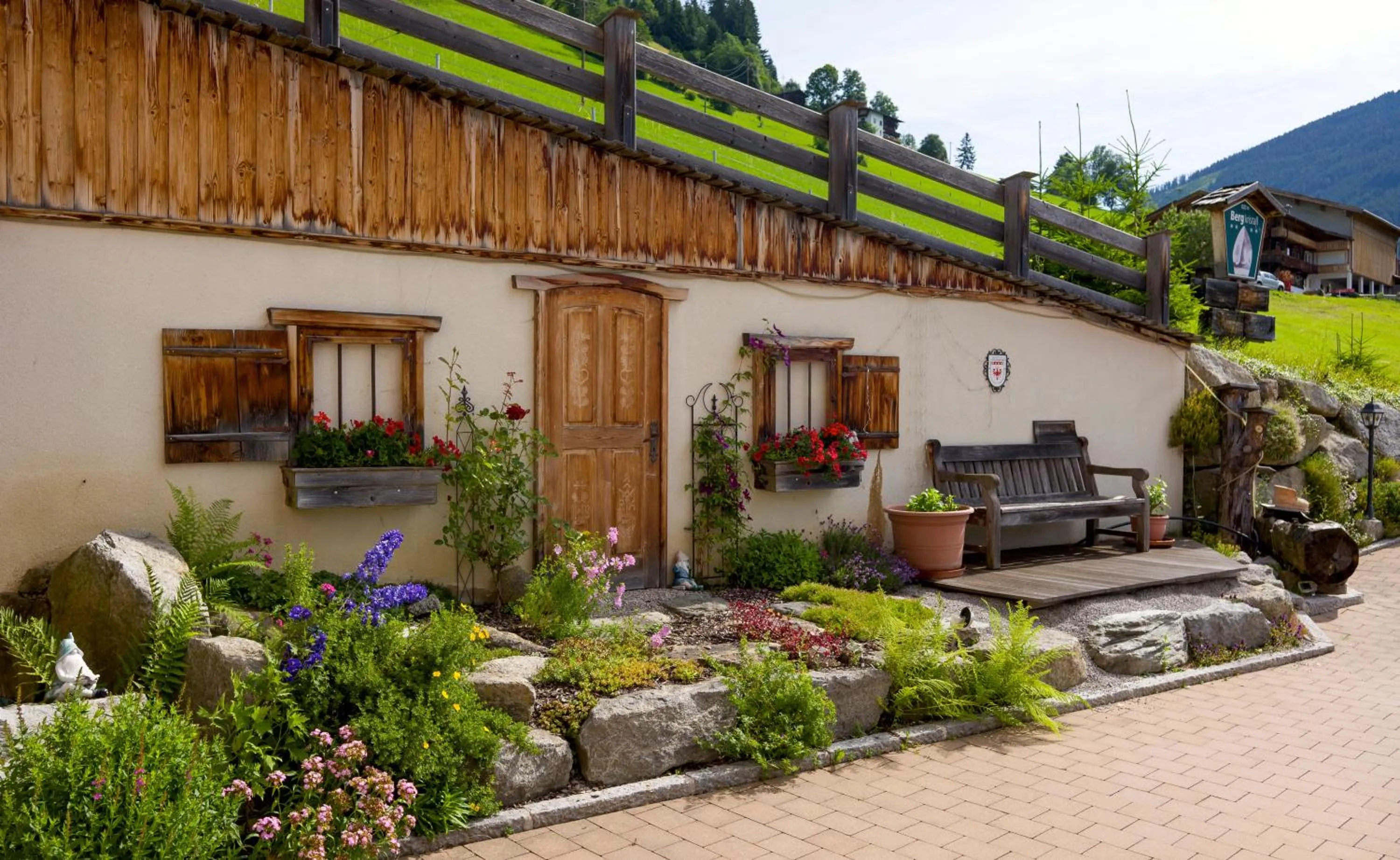 Garden in Bergkristall