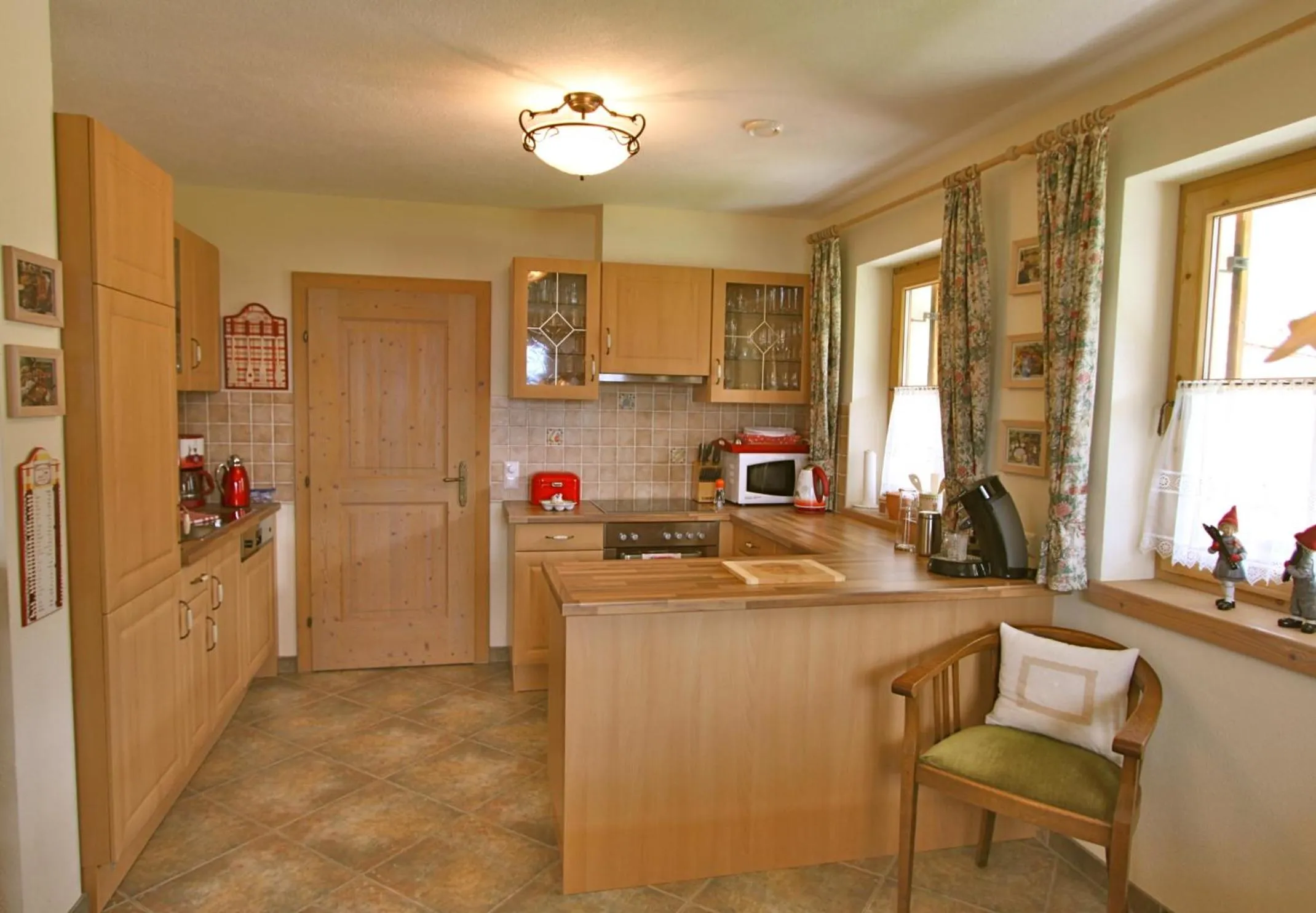 Kitchen or kitchenette in Bergkristall