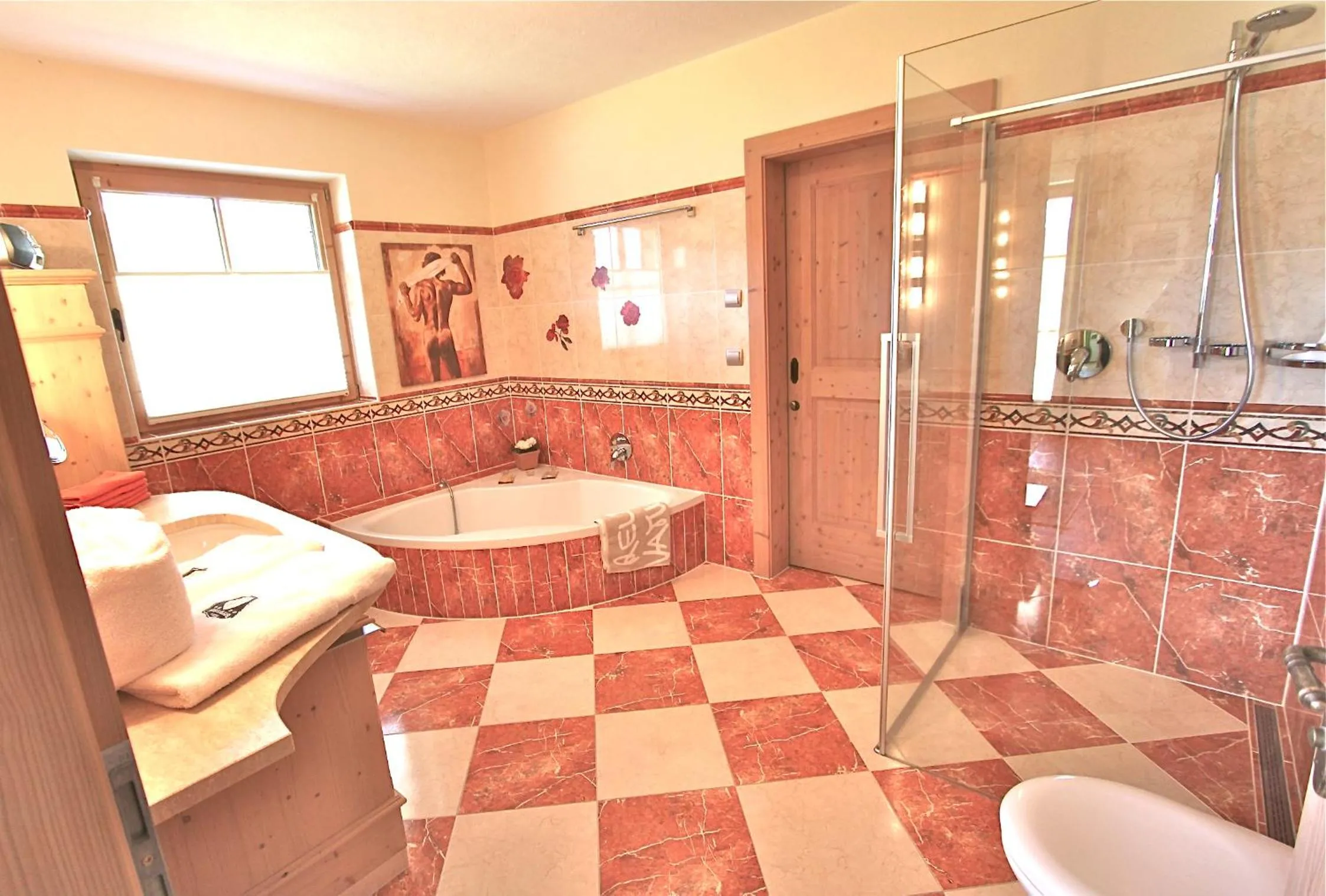 Bathroom in Bergkristall