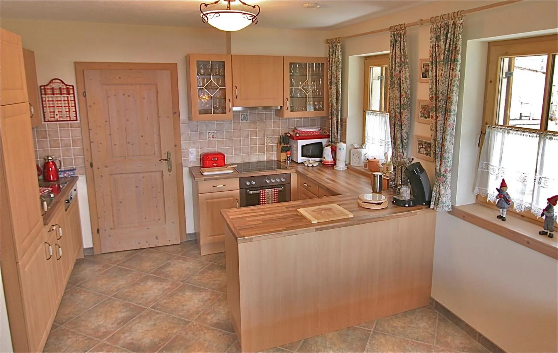 Kitchen or kitchenette in Bergkristall