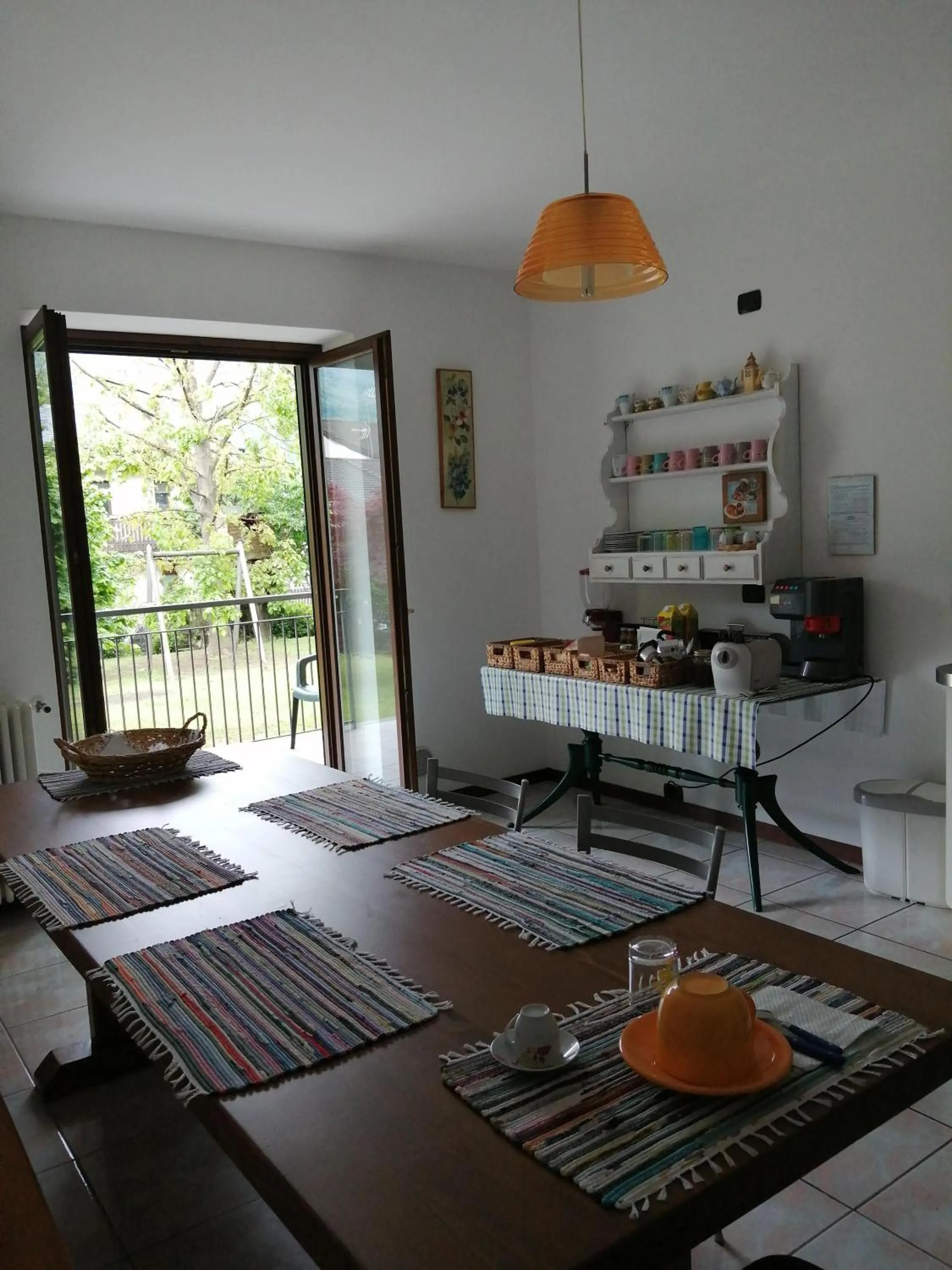B&B Carunei