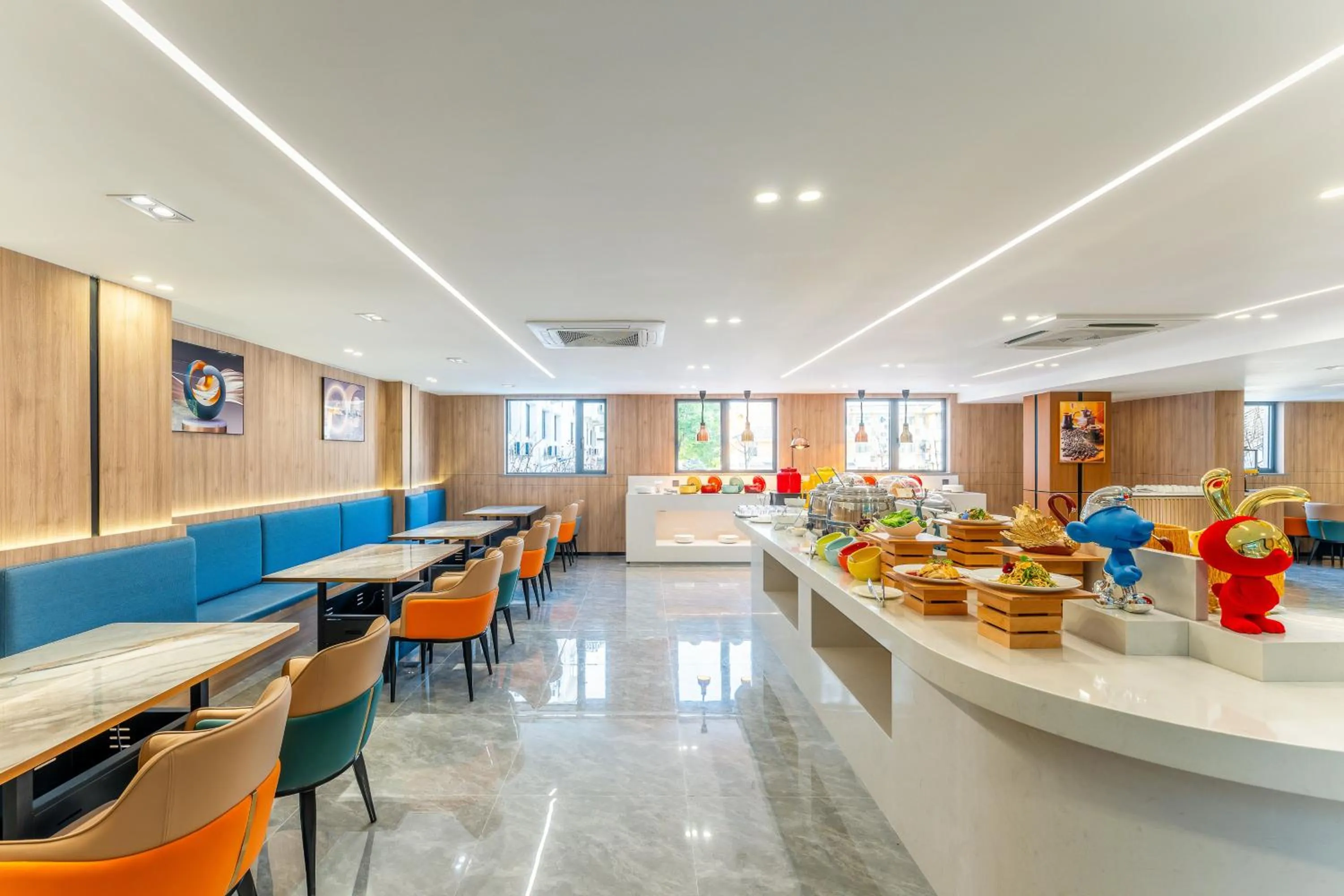 Restaurant/places to eat in Holiday Inn Express Suzhou City Center by IHG