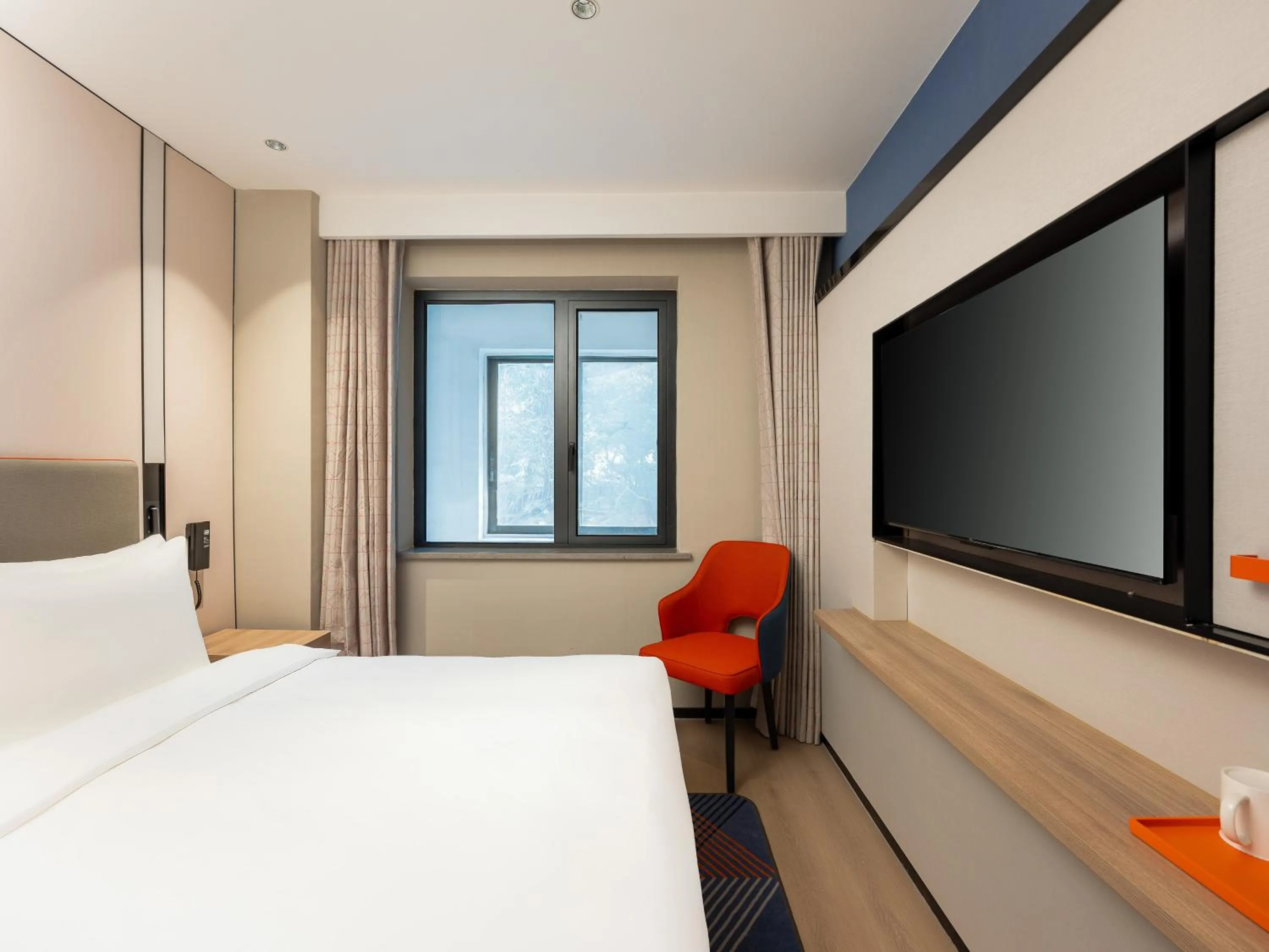 Bed in Holiday Inn Express Suzhou City Center by IHG