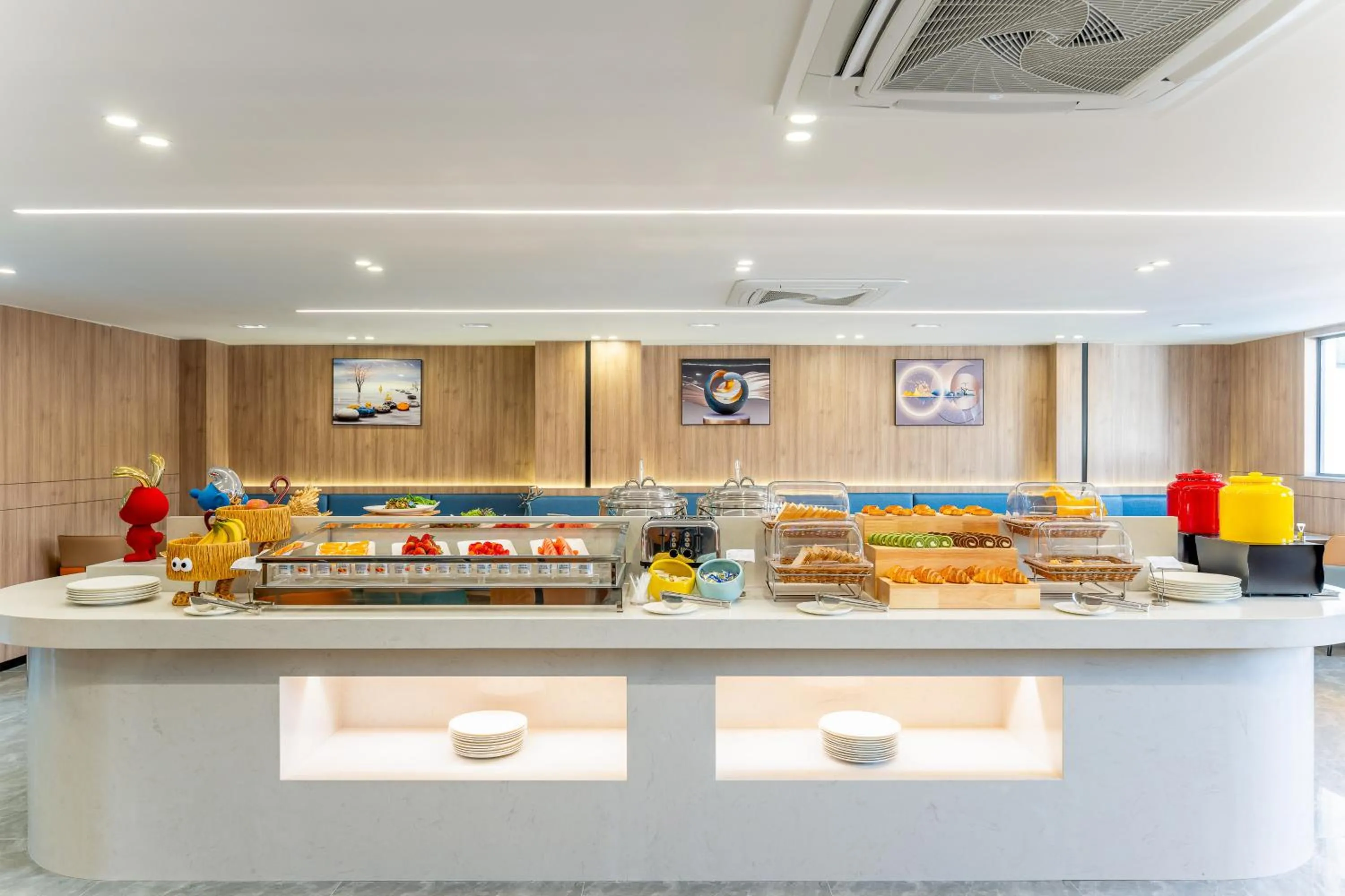 Breakfast in Holiday Inn Express Suzhou City Center by IHG