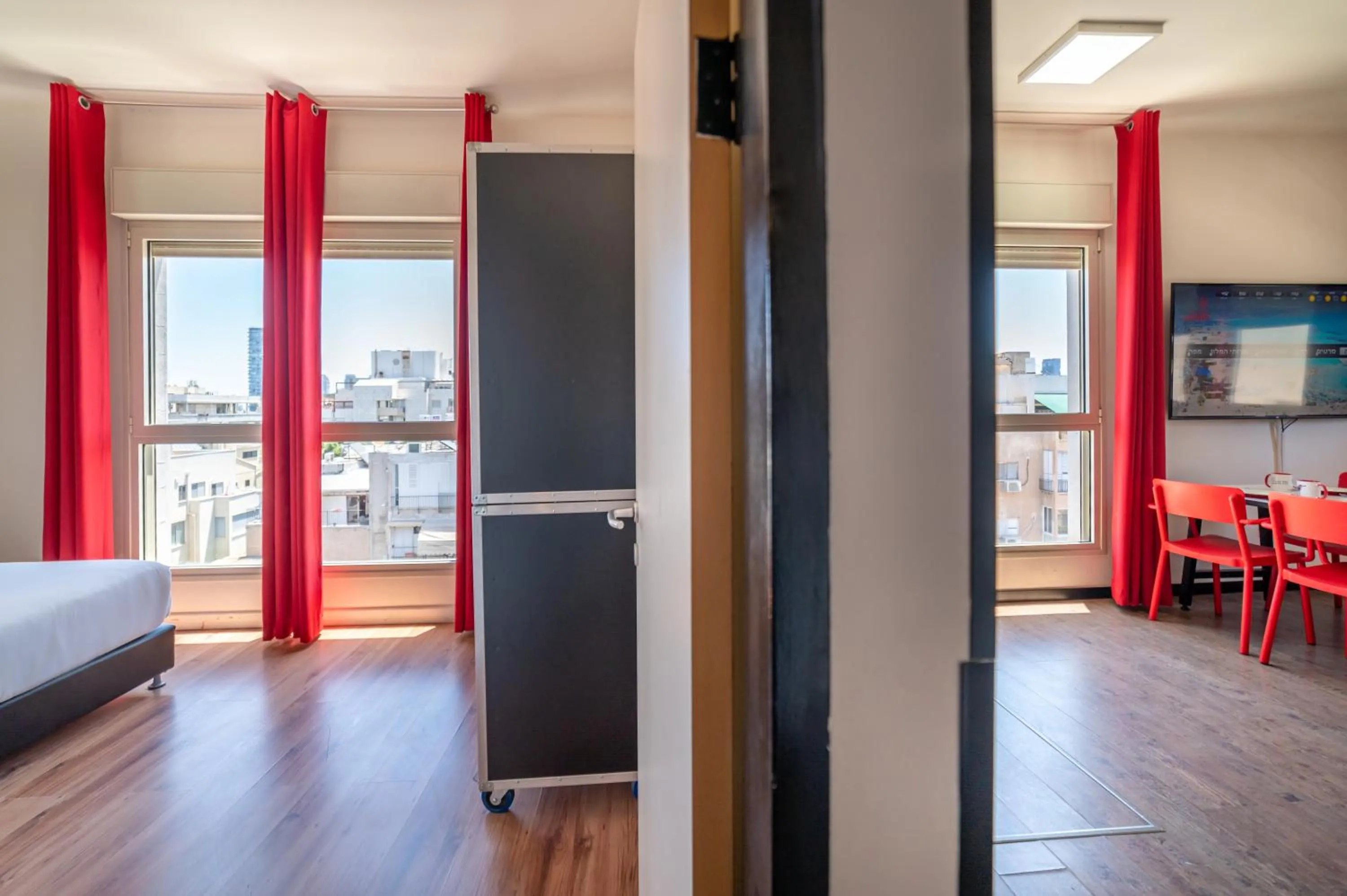 Bedroom in Ben Yehuda Apartments
