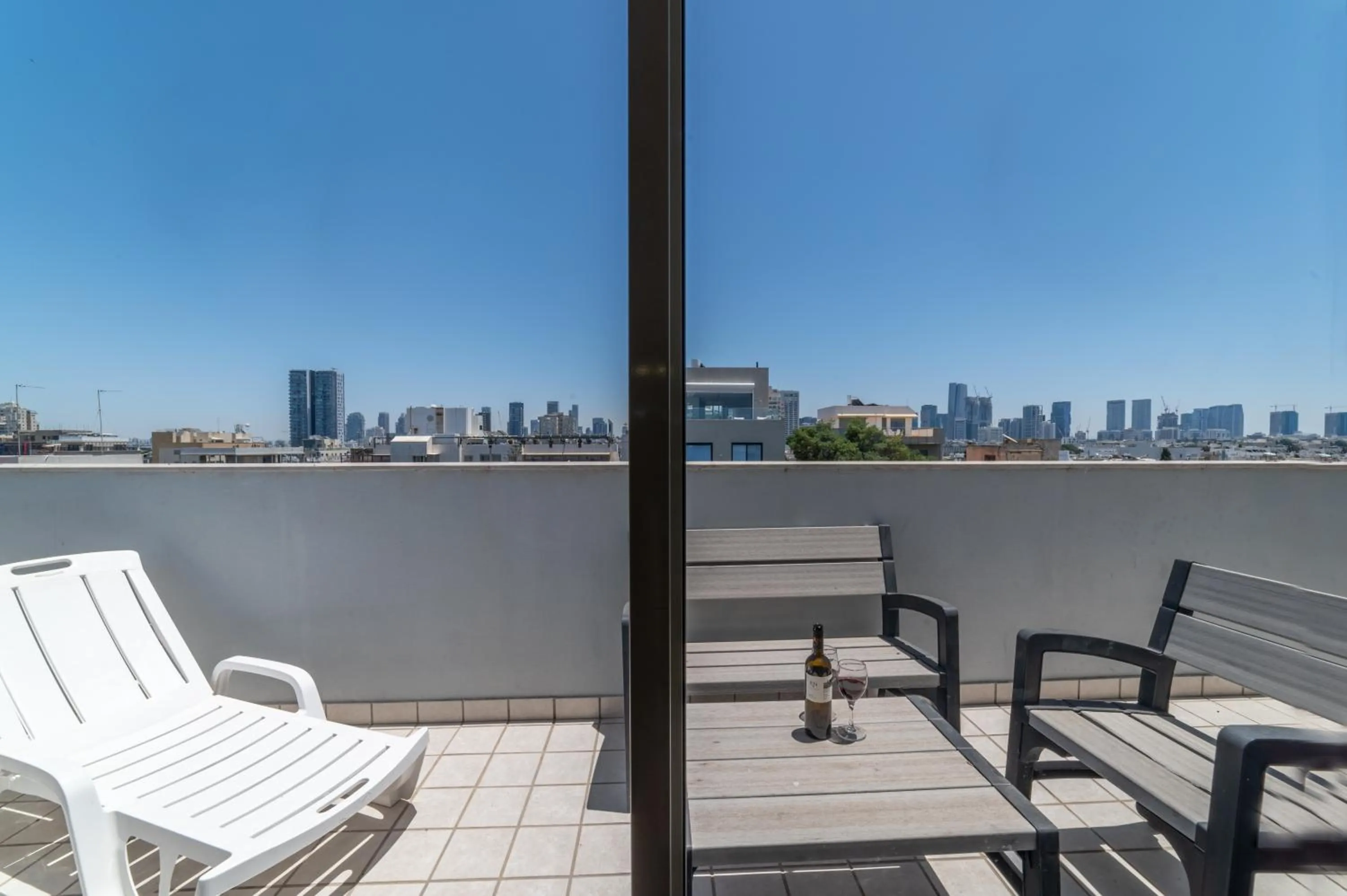 Balcony/Terrace in Ben Yehuda Apartments