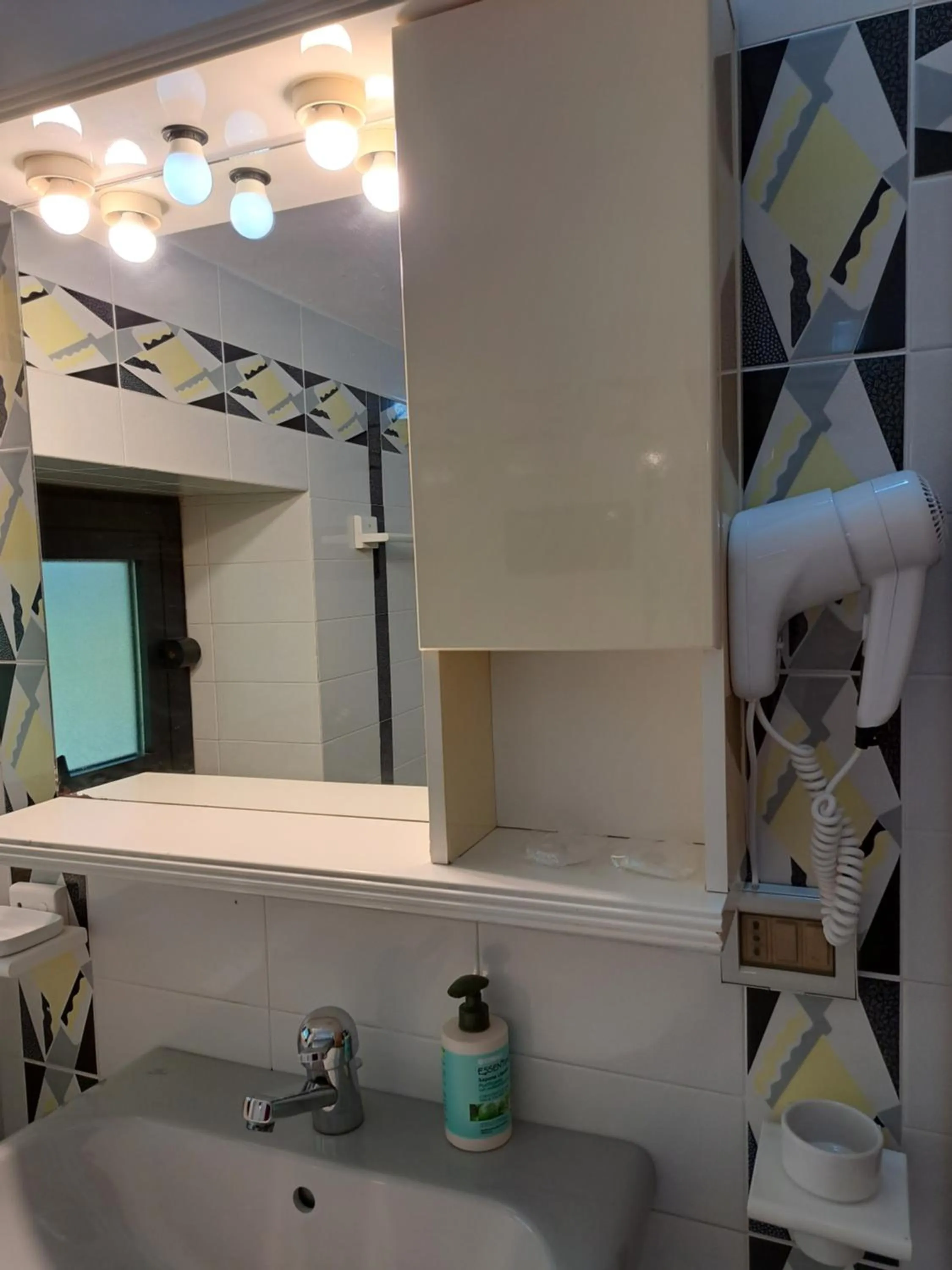 Bathroom in Kairos B&B