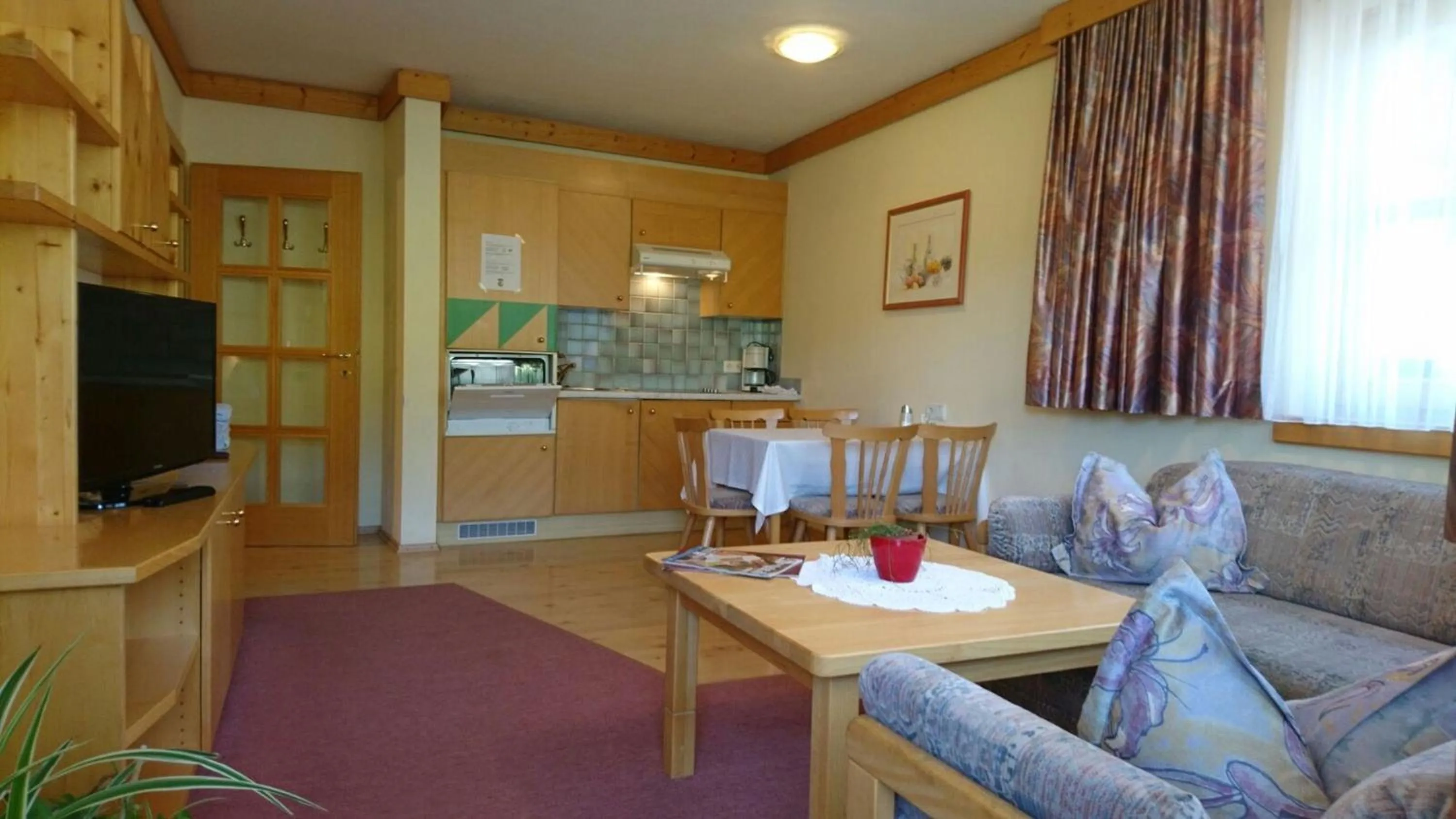 Kitchen or kitchenette in Appartementhotel Hechenberg