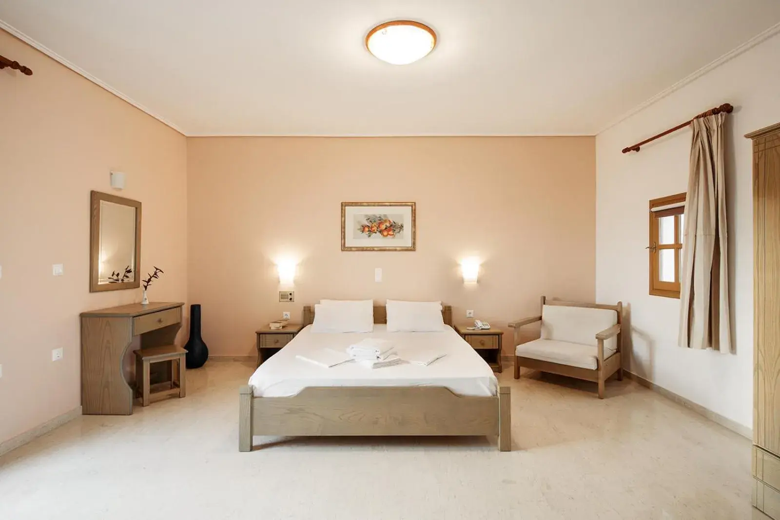 Bed in Proteas Hotel & Suites Bed in Proteas Hotel & Suites