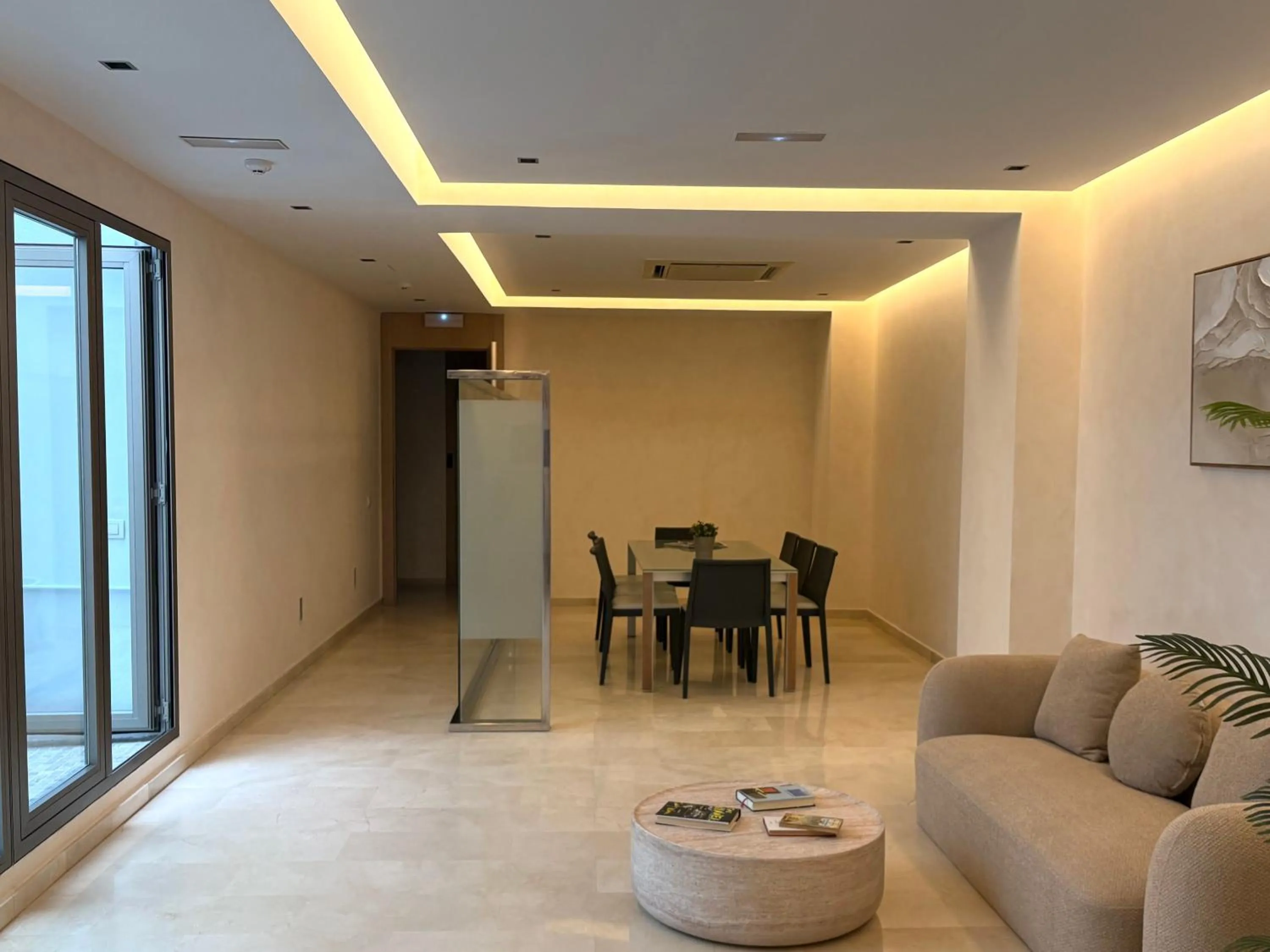 Area and facilities in El Globo