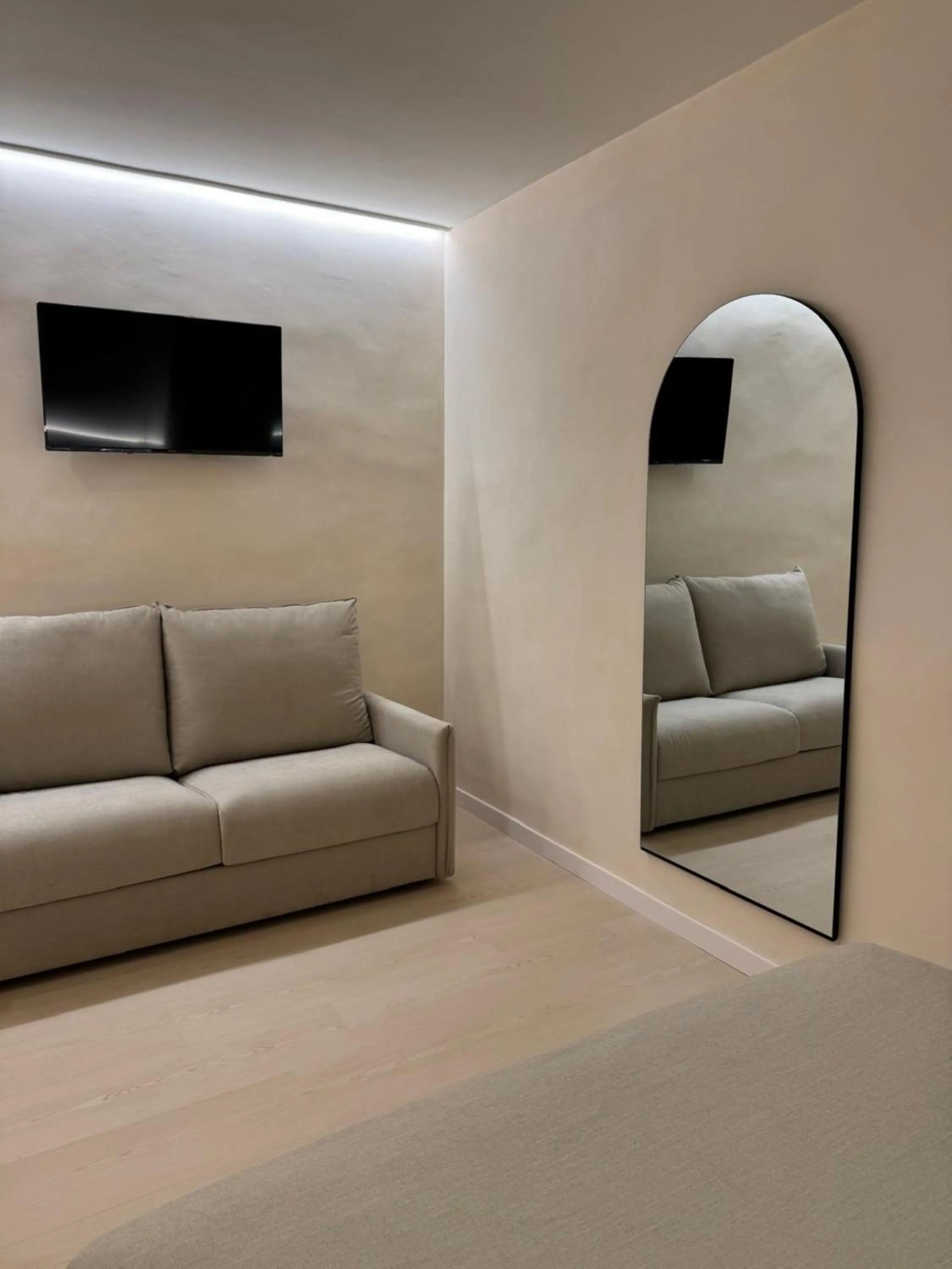 Photo of the whole room in El Globo