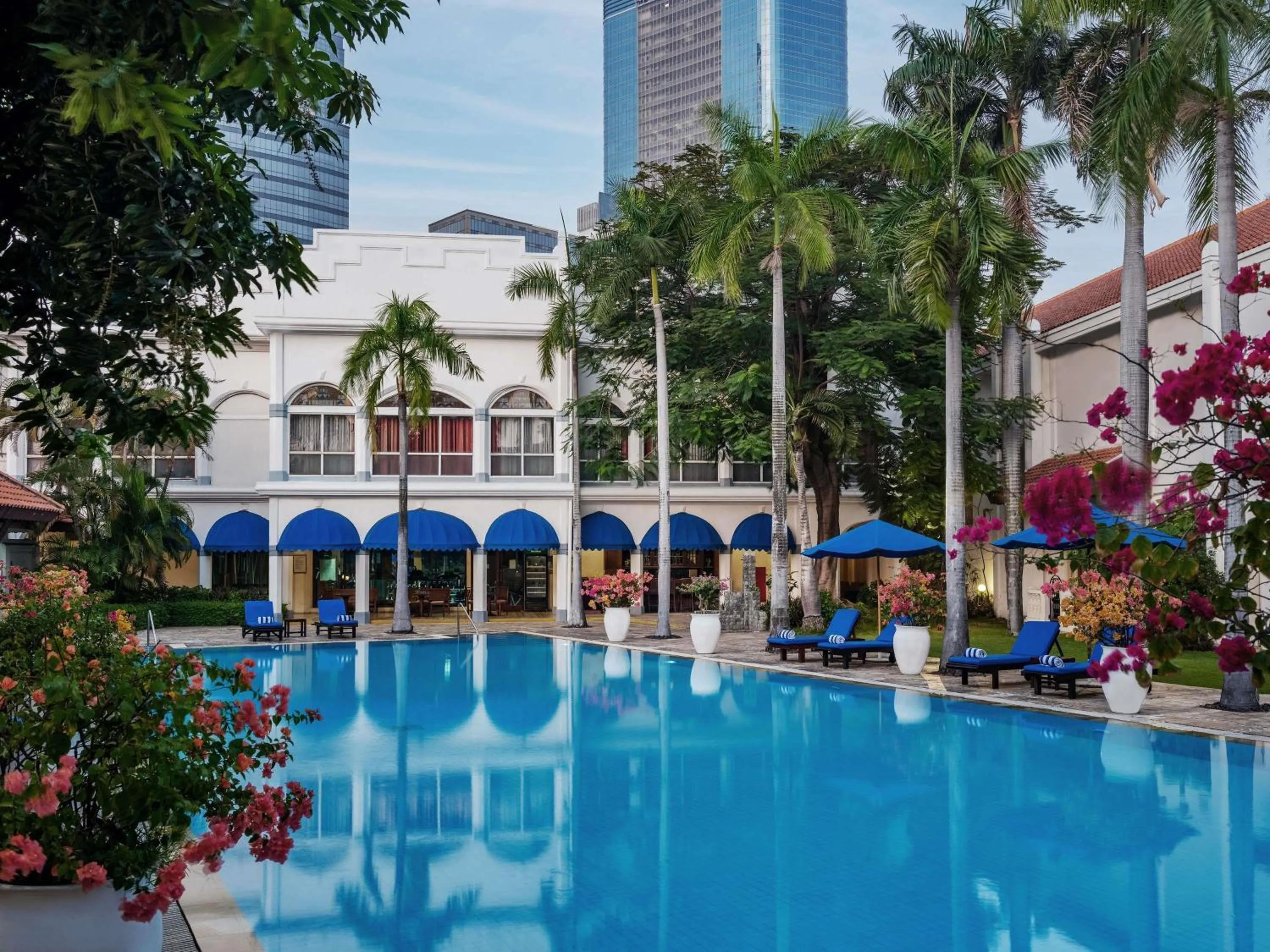 Pool view in Hotel Majapahit Surabaya MGallery