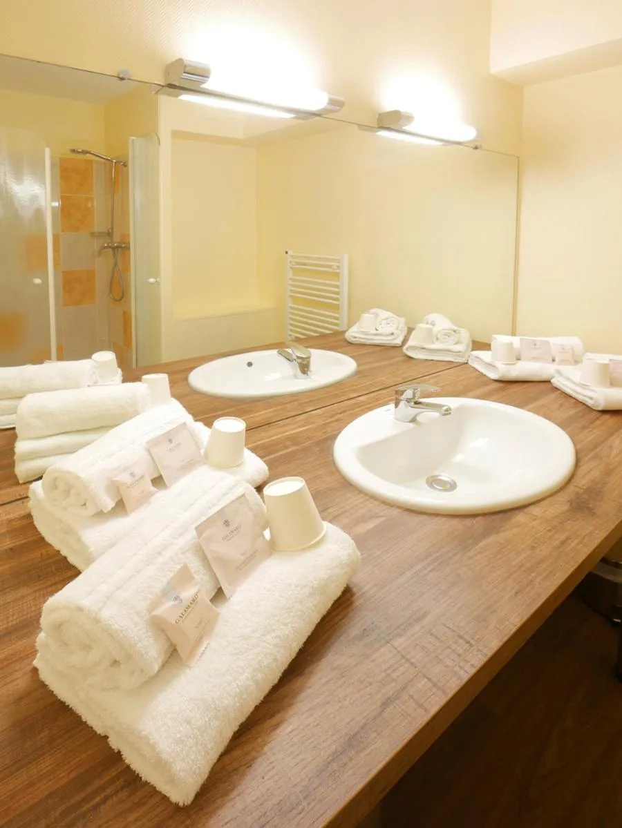 Bathroom in ULVF Le Domaine de l'Olivaie