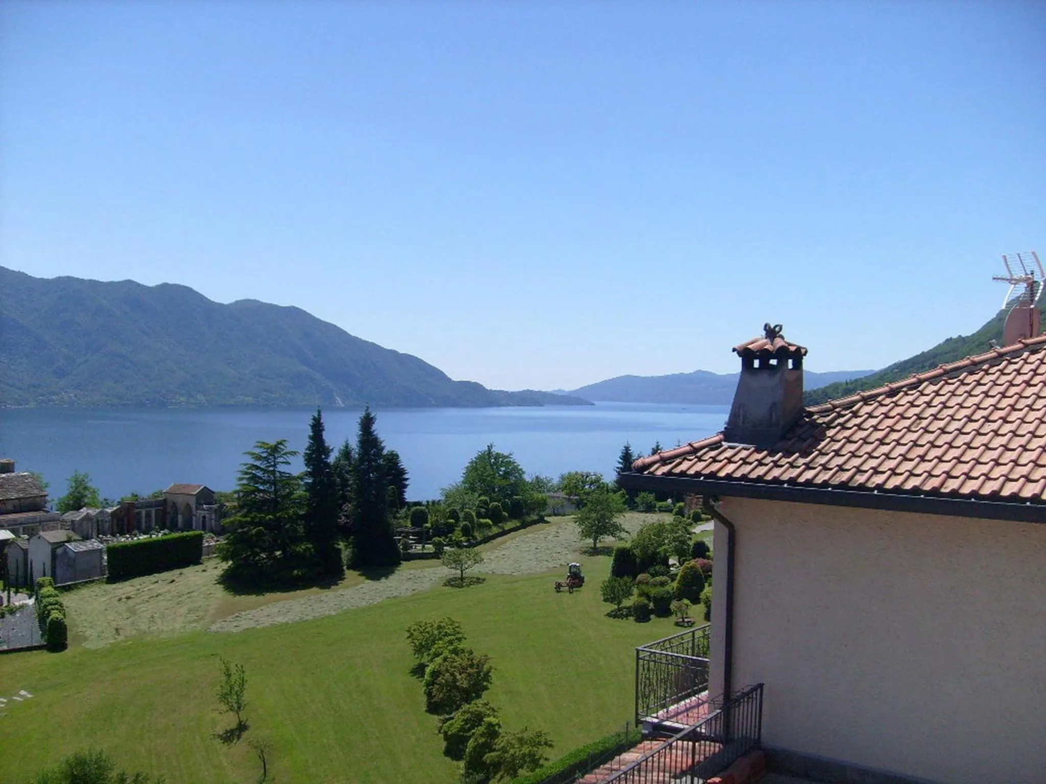 Property building in Casa Coccinella