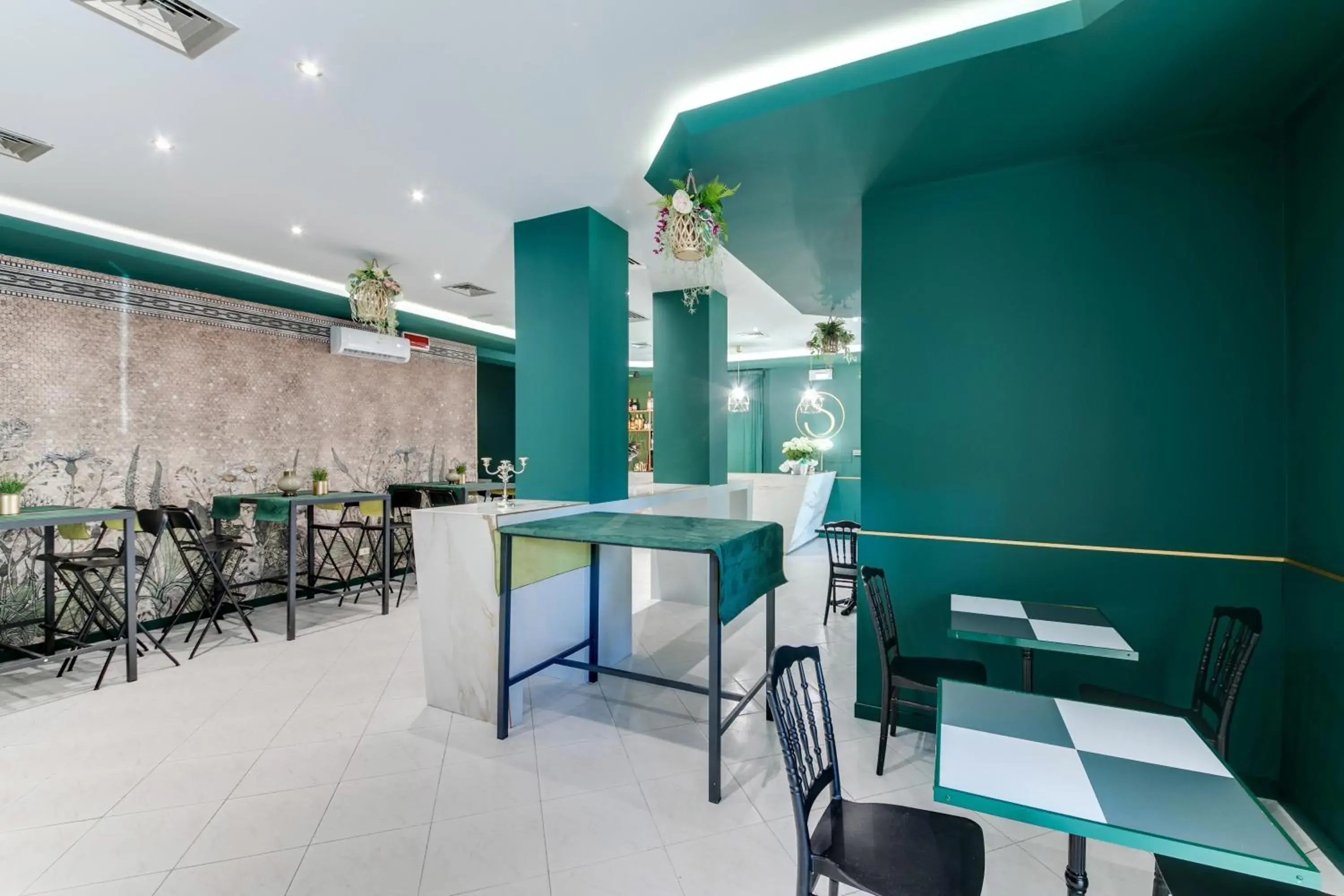 Restaurant/places to eat in Hotel Sorriso Restaurant/places to eat in Hotel Sorriso