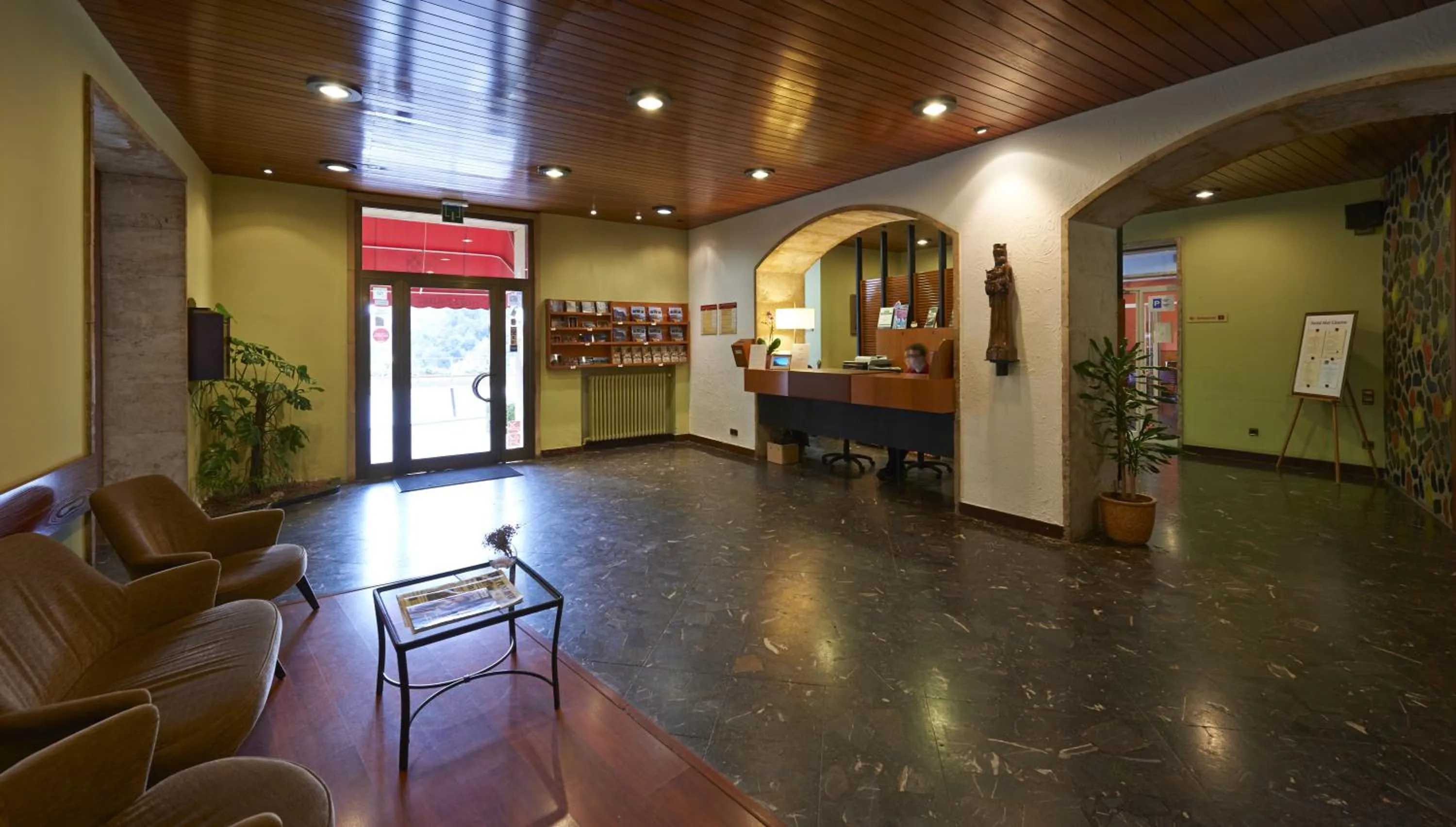 Lobby or reception in Hotel Abat Cisneros Montserrat