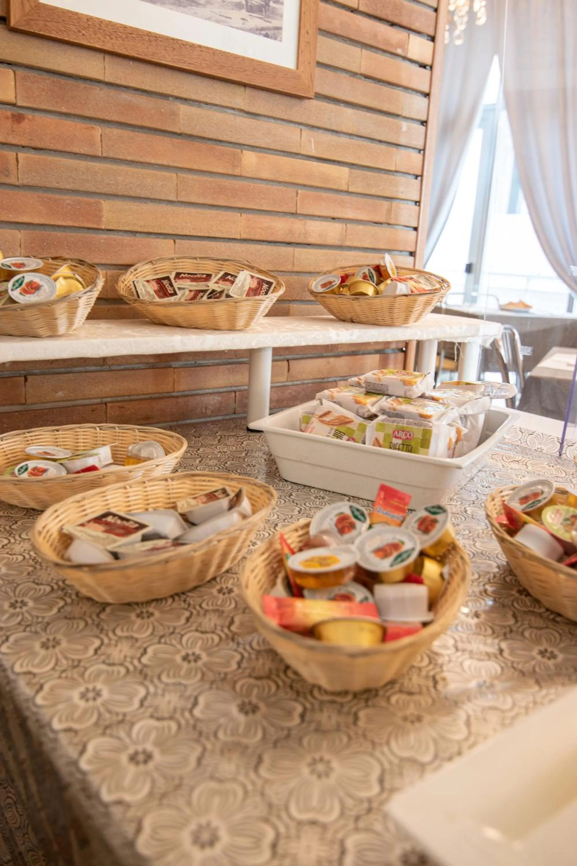 Buffet breakfast in Hotel Lily