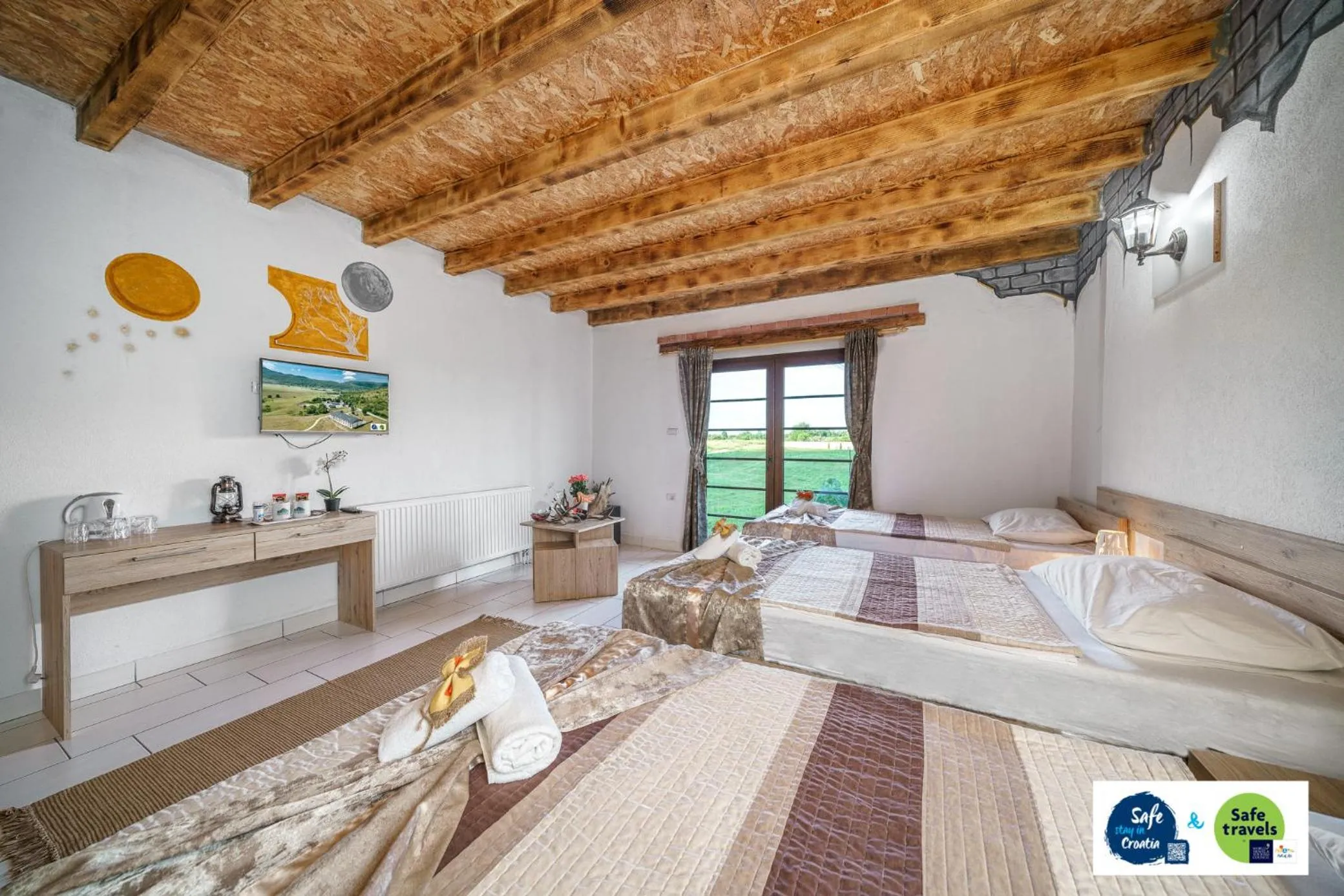 Bed in Resort Big House Plitvička jezera