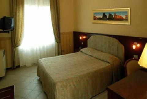 Photo of the whole room, Bed in Hotel Olimpic