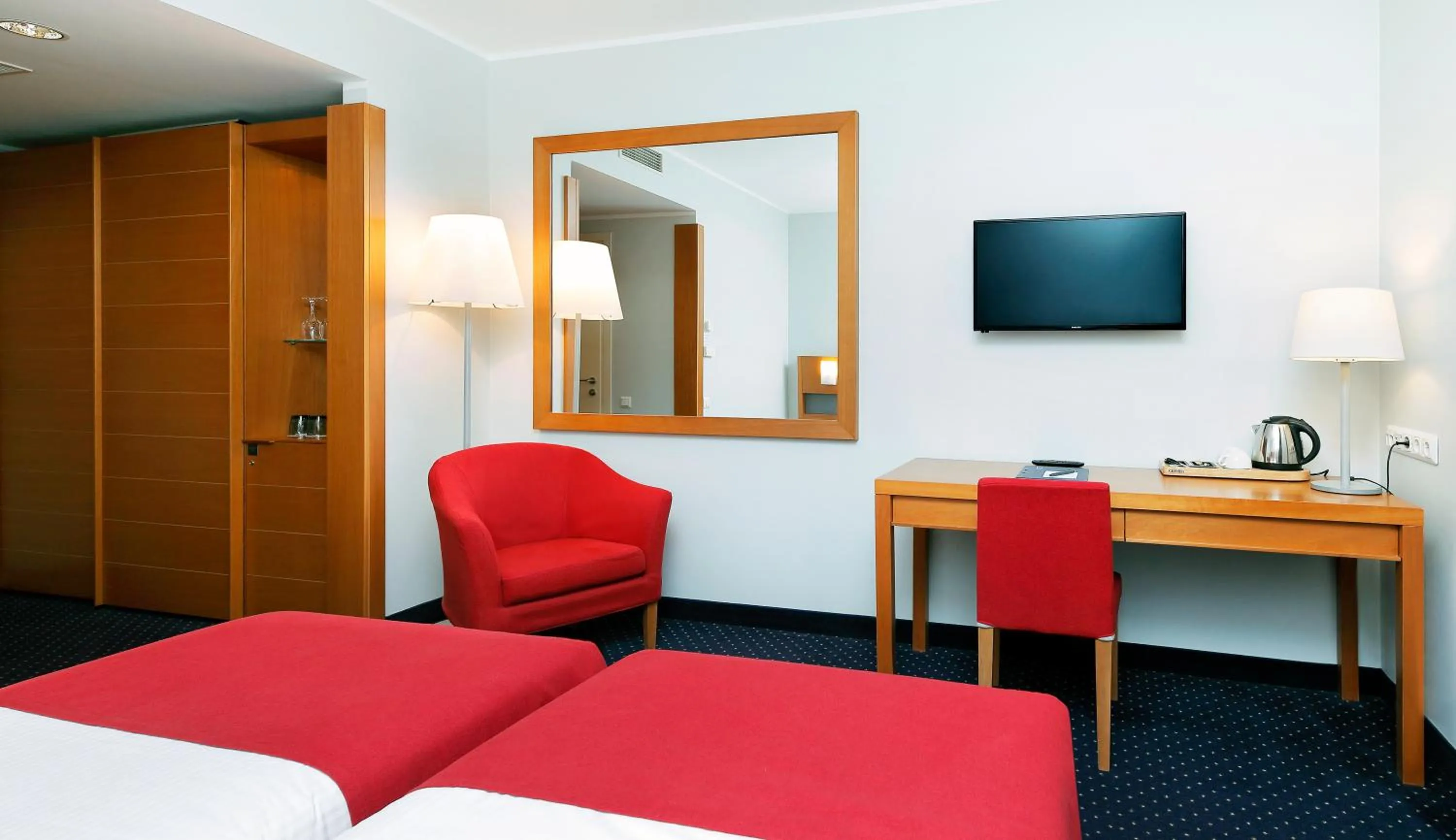 Bedroom, Bed in Hestia Hotel Ilmarine