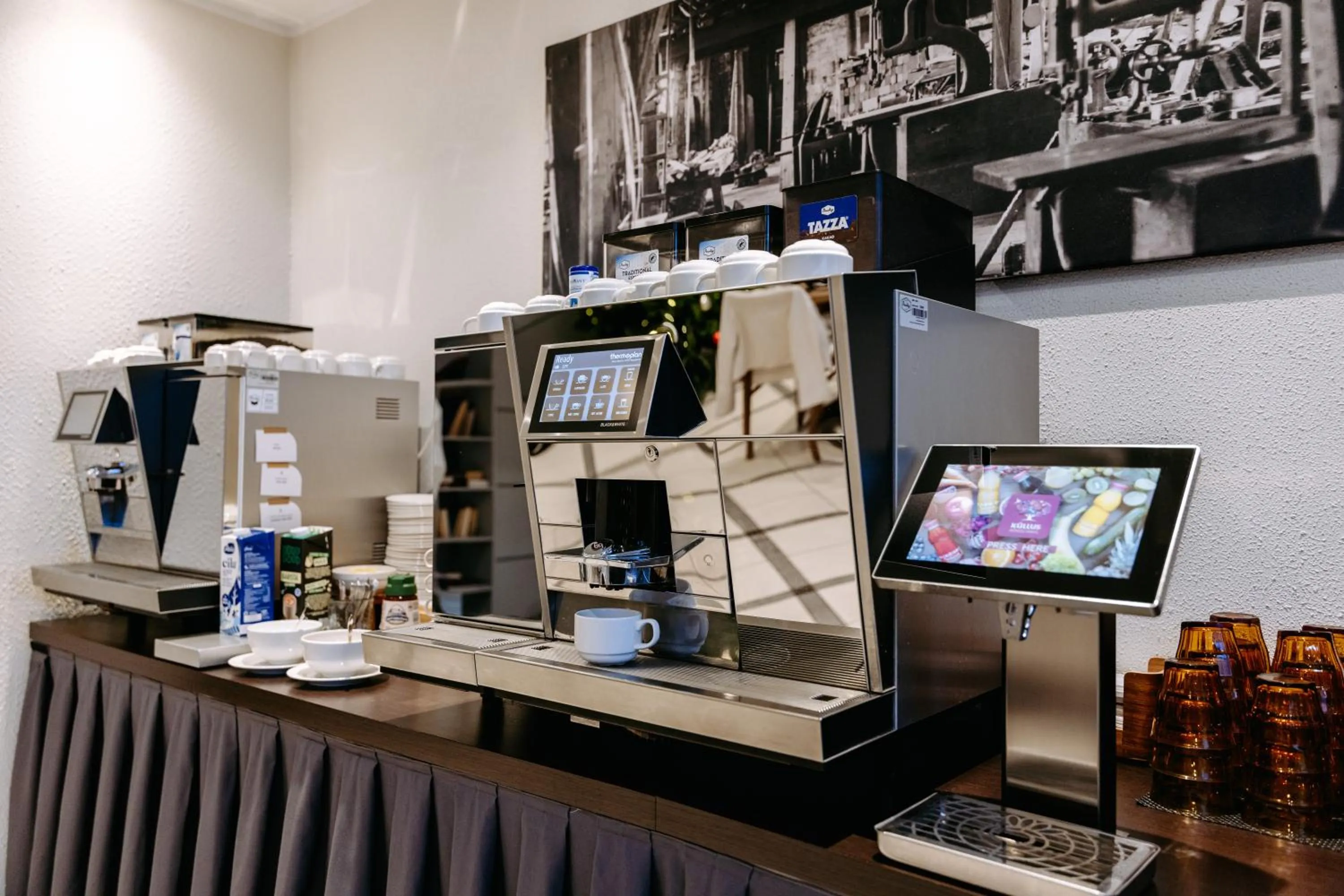 Breakfast in Hestia Hotel Ilmarine