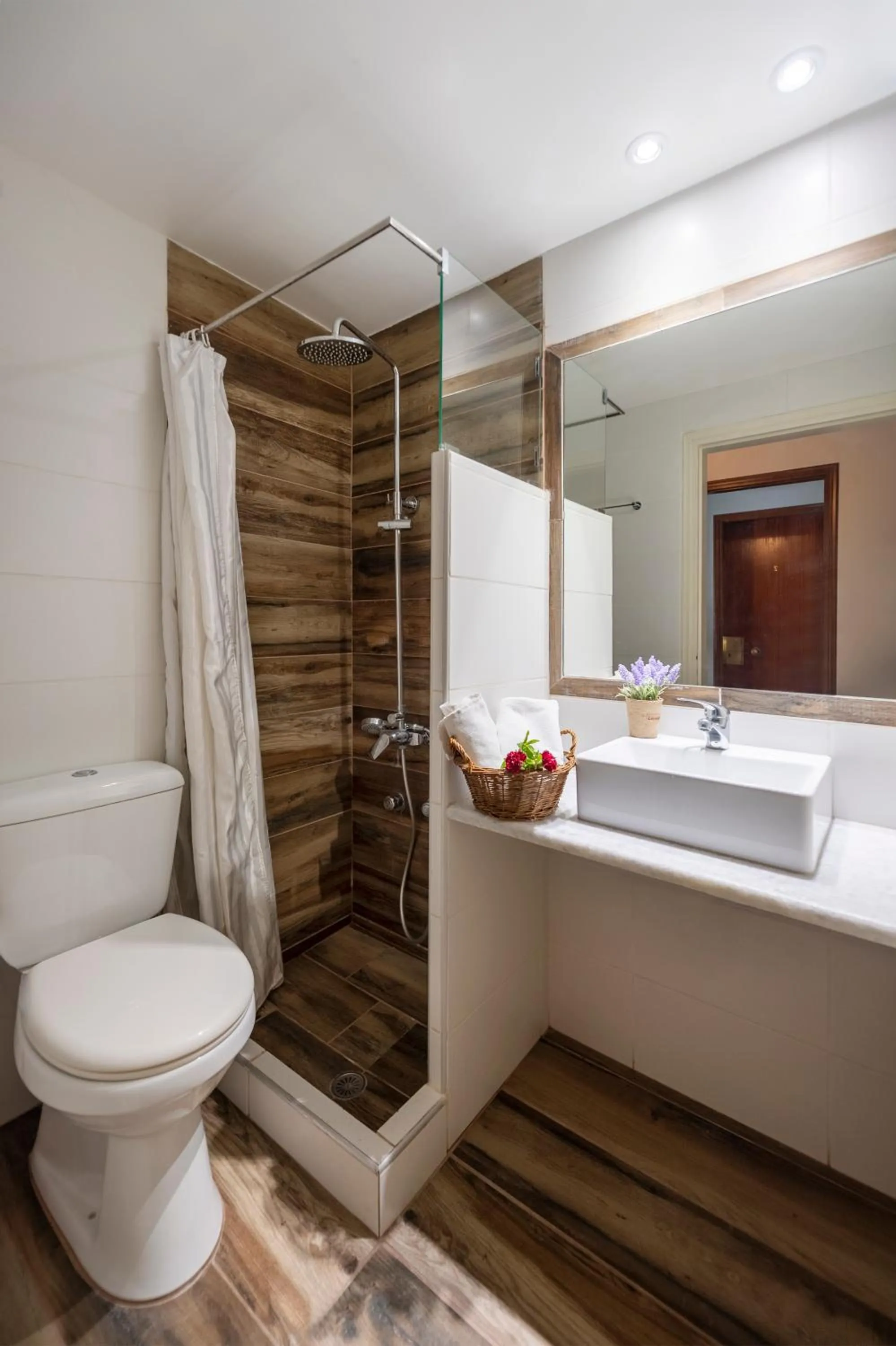 Bathroom in Margarita Studios