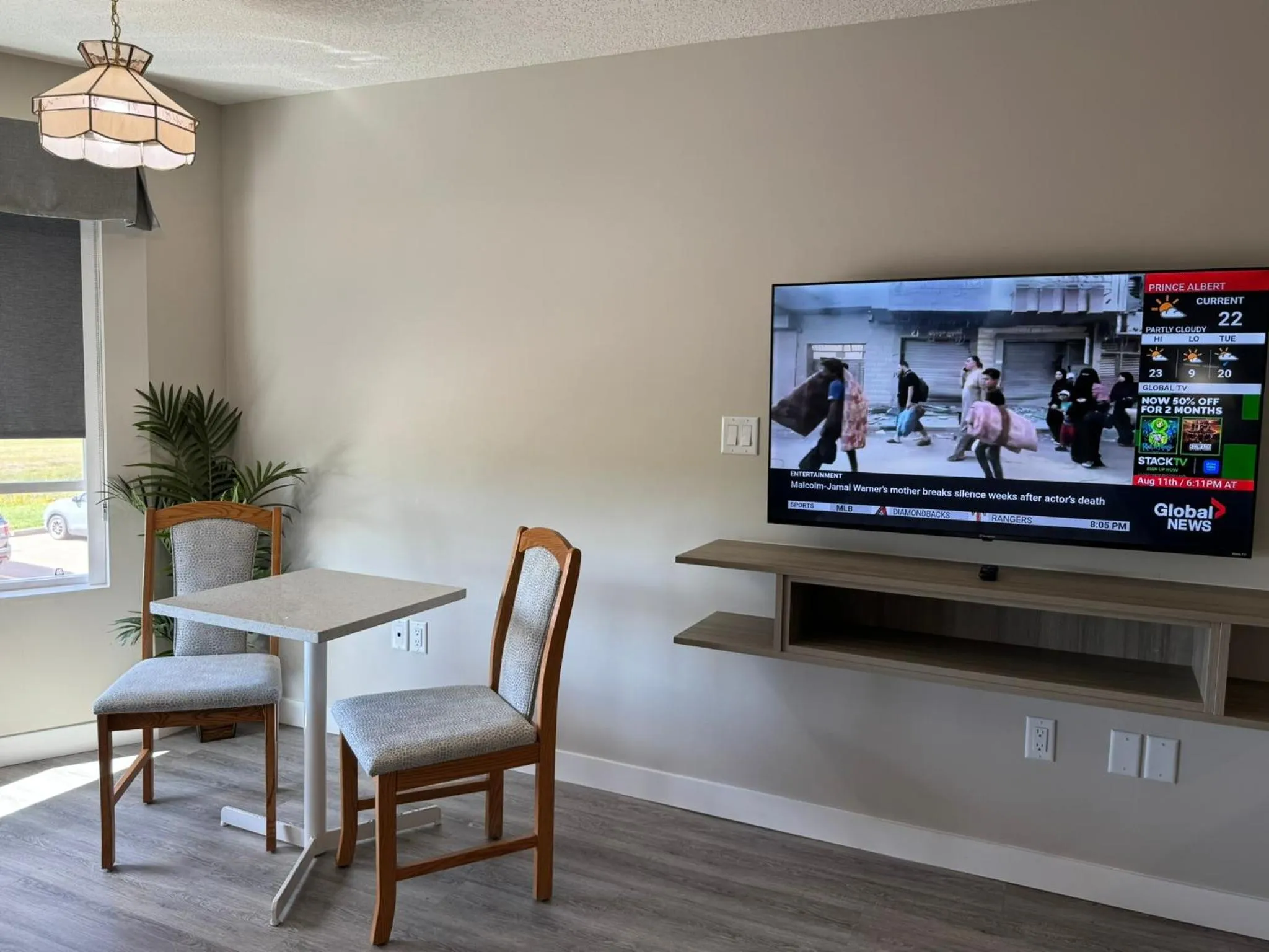 TV and multimedia in Western Budget Motel Leduc #3